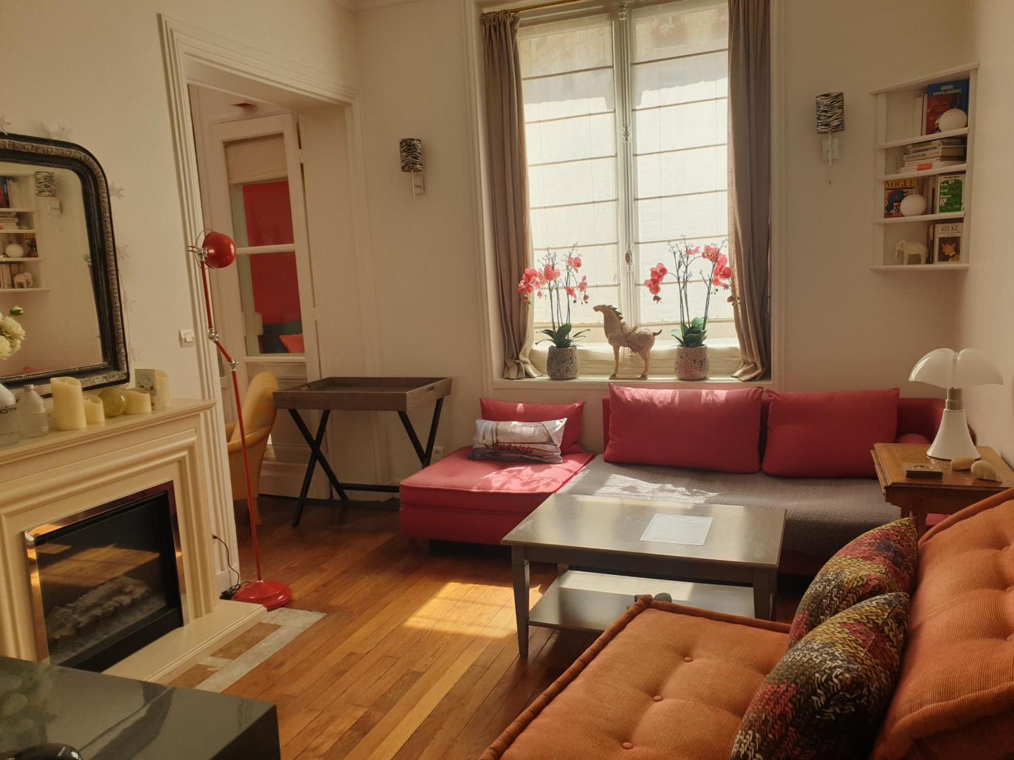 Apartment Haussmannien Cosy *