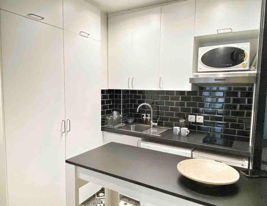 Charming Flat In Montmartre Apartamento *