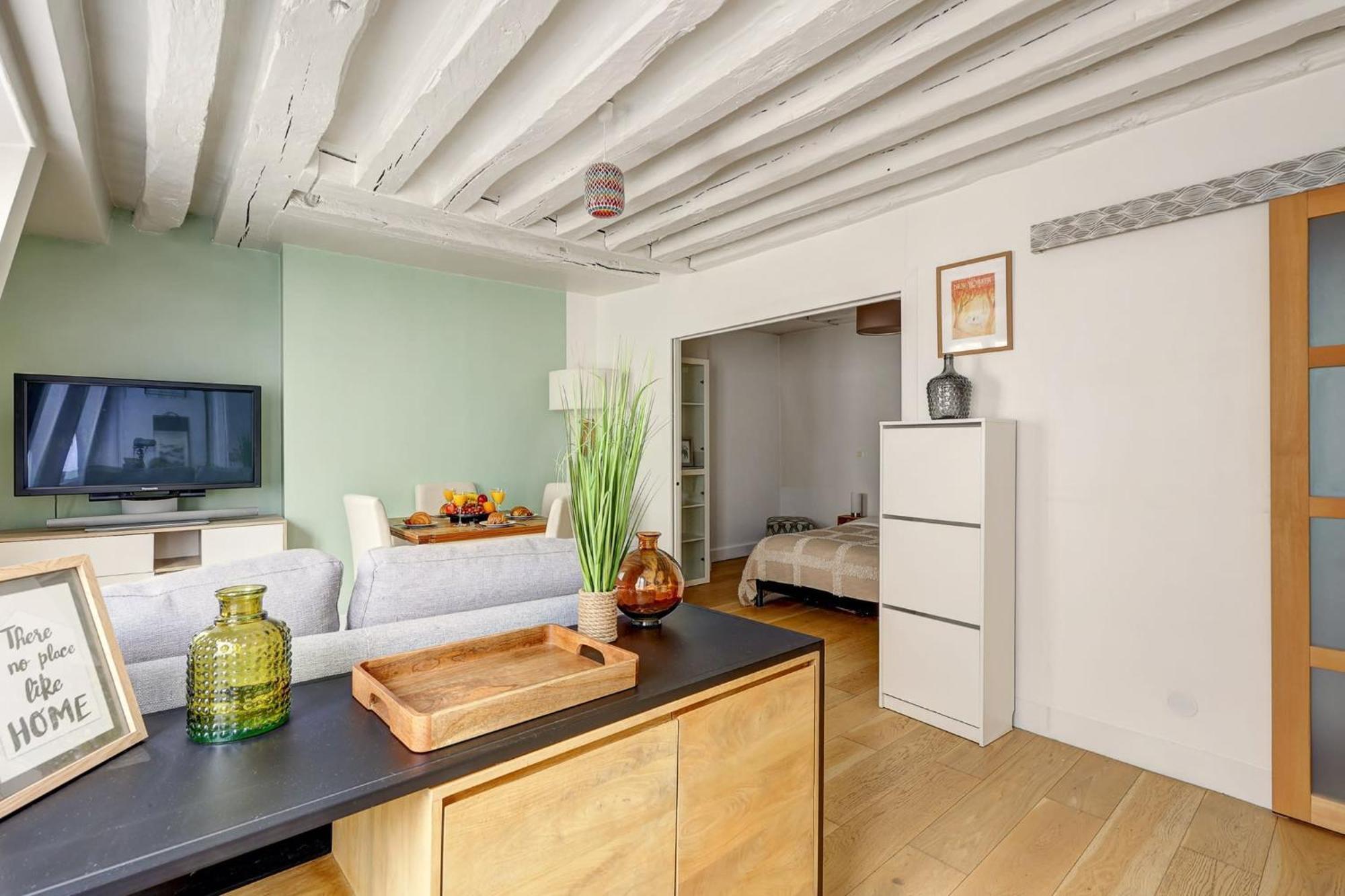 Apartment Pompidou & Central - 1br - Cityapartmentstay *