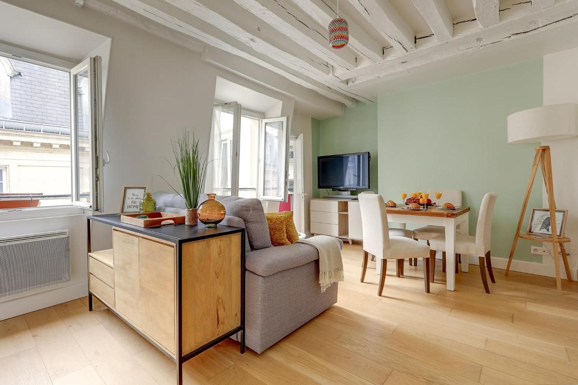Apartment Pompidou & Central - 1br - Cityapartmentstay *