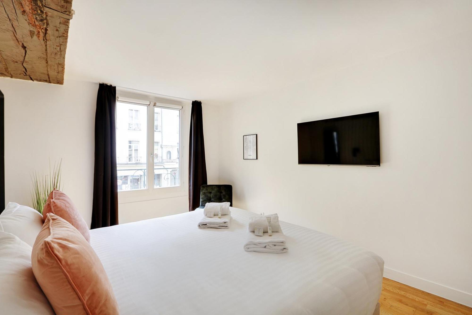 Pick A Flat's In Saint-martin - Rue Du Faubourg Saint-martin *