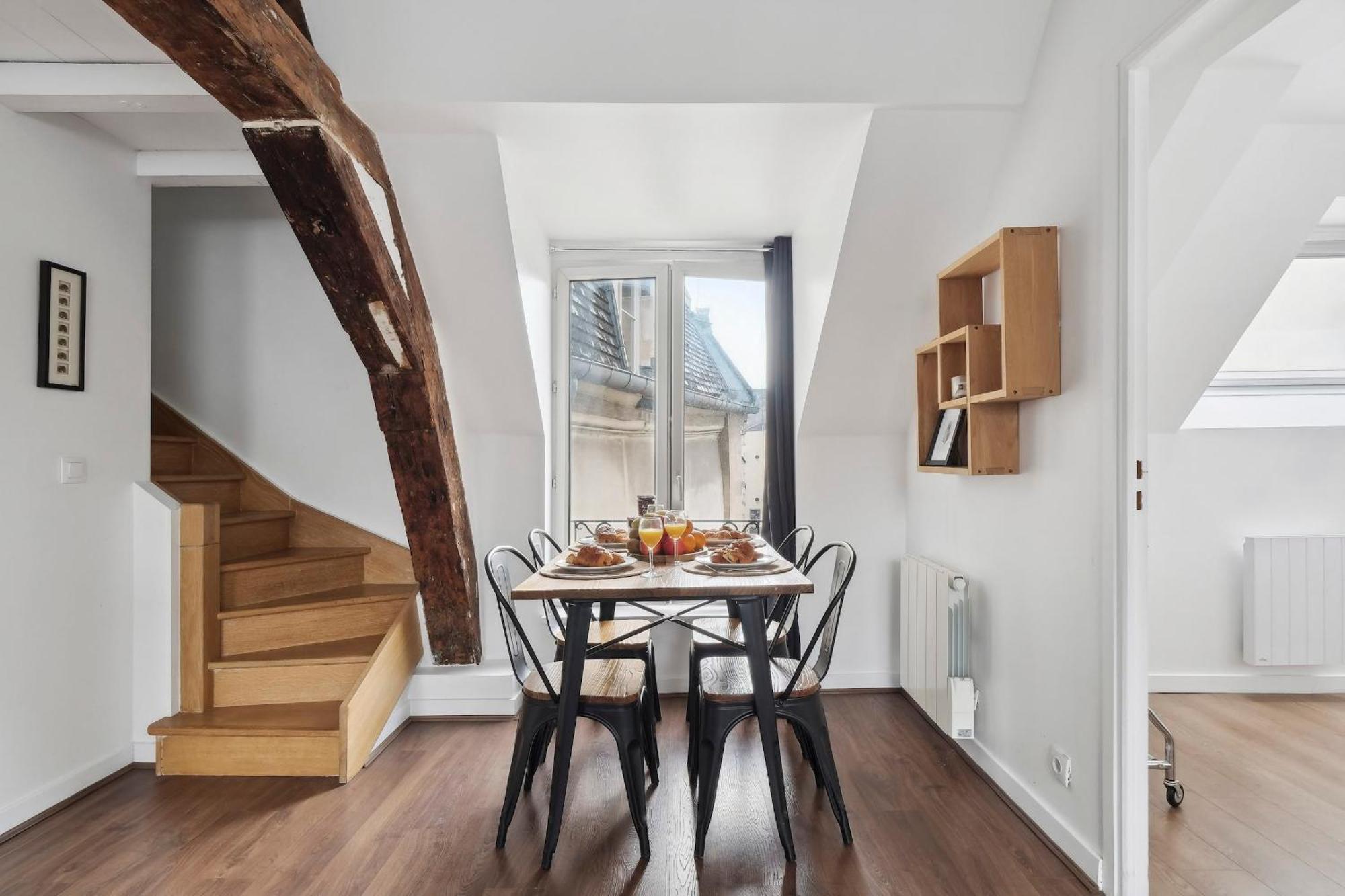Appartement Latin Quarter & St-andre Des Arts - 3br - Cityapartmentstay *