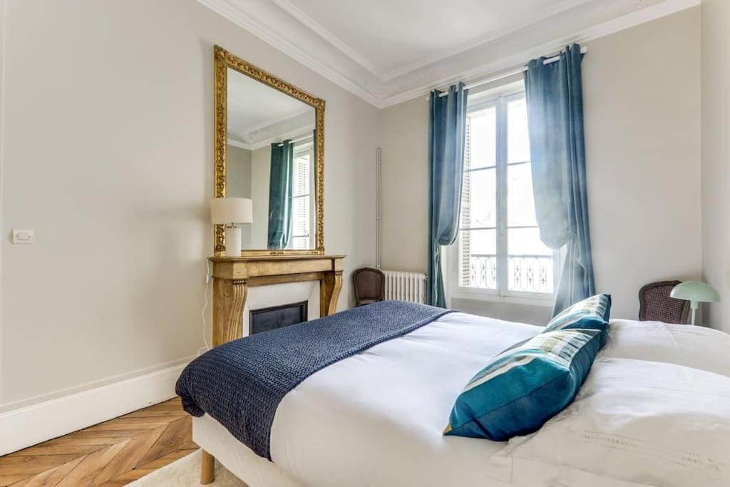 La Fleur Du Bosquet - Sumptuous- Eiffel Tower View * Paris