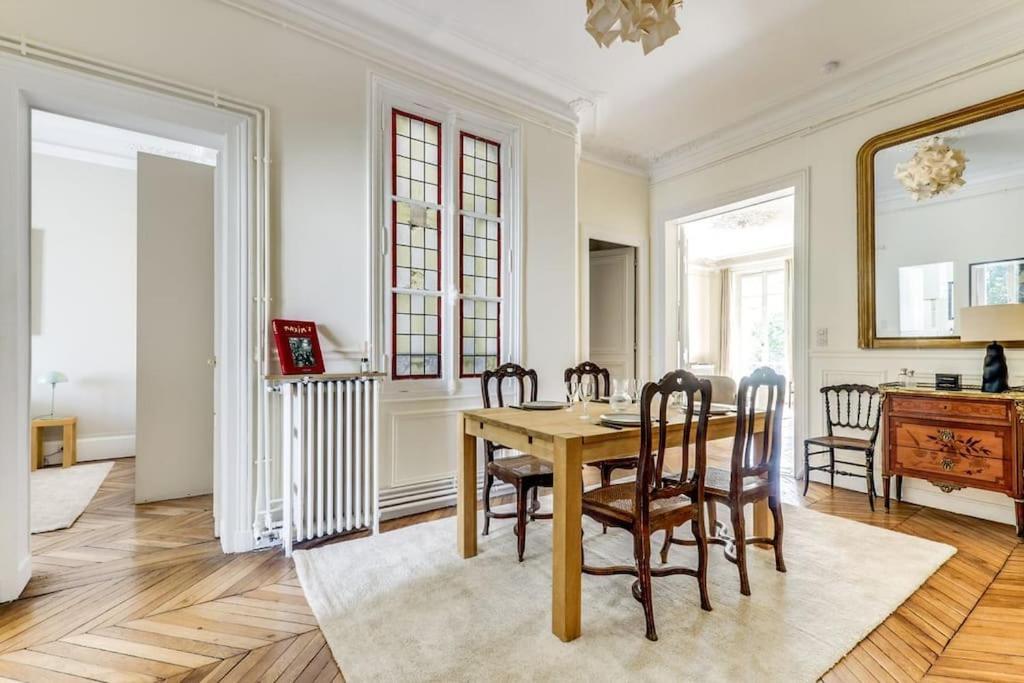 Apartment La Fleur Du Bosquet - Sumptuous- Eiffel Tower View *