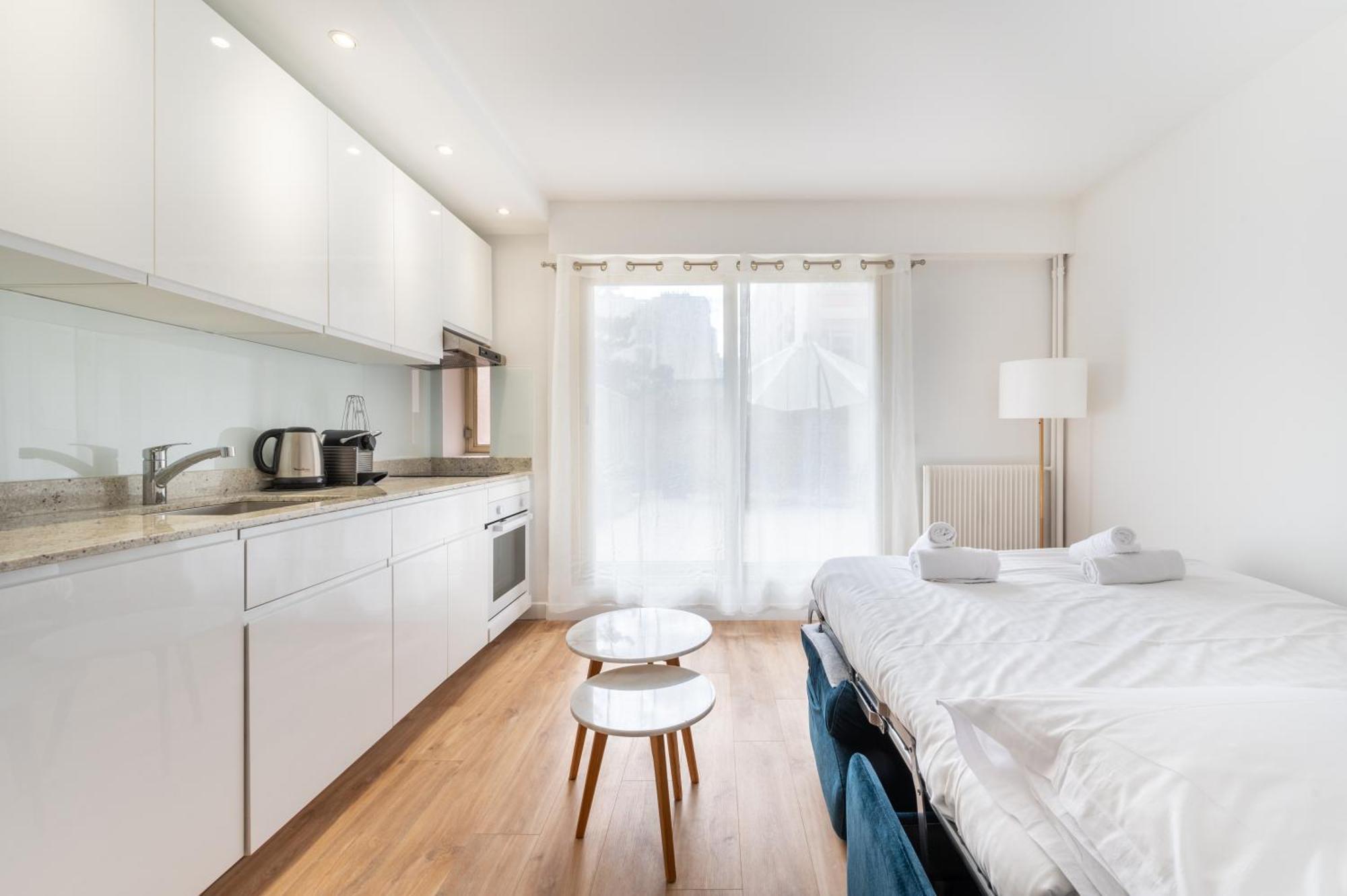 Stylish 1bd Flat With Patio Rue Des Petites Ecuries Apartamento