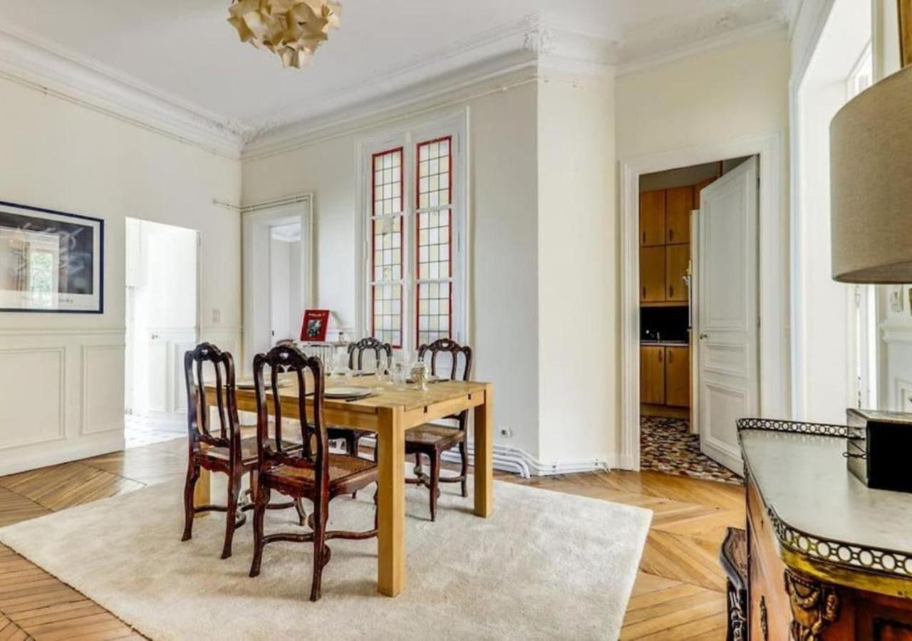 La Fleur Du Bosquet - Sumptuous- Eiffel Tower View Apartment *