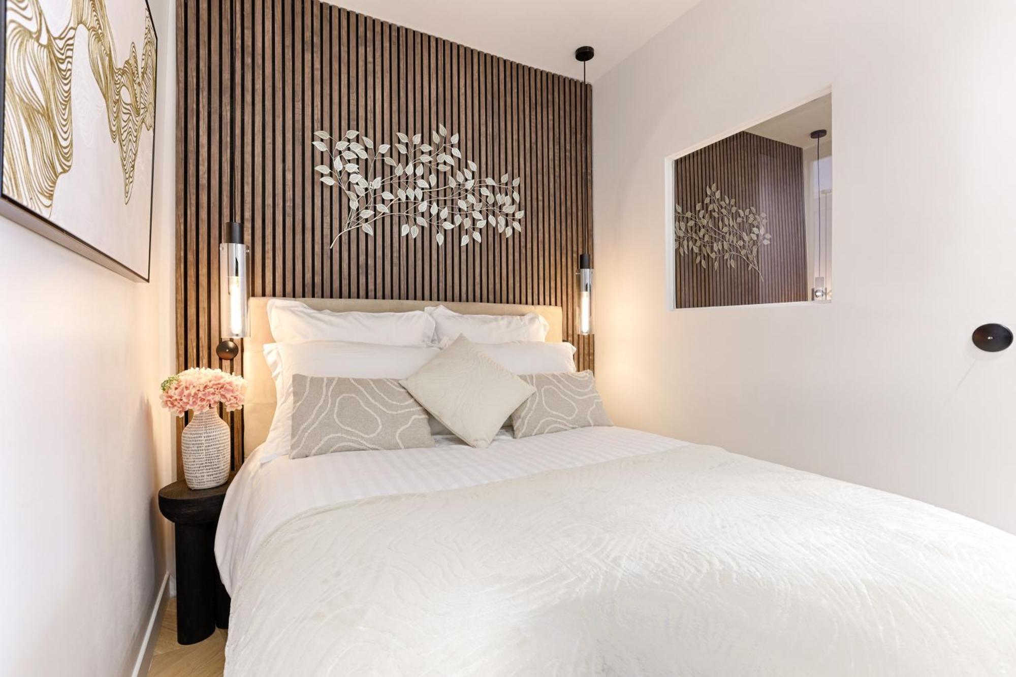 Stylish 2 Bedroom Near Montmartre Sacre Coeur *