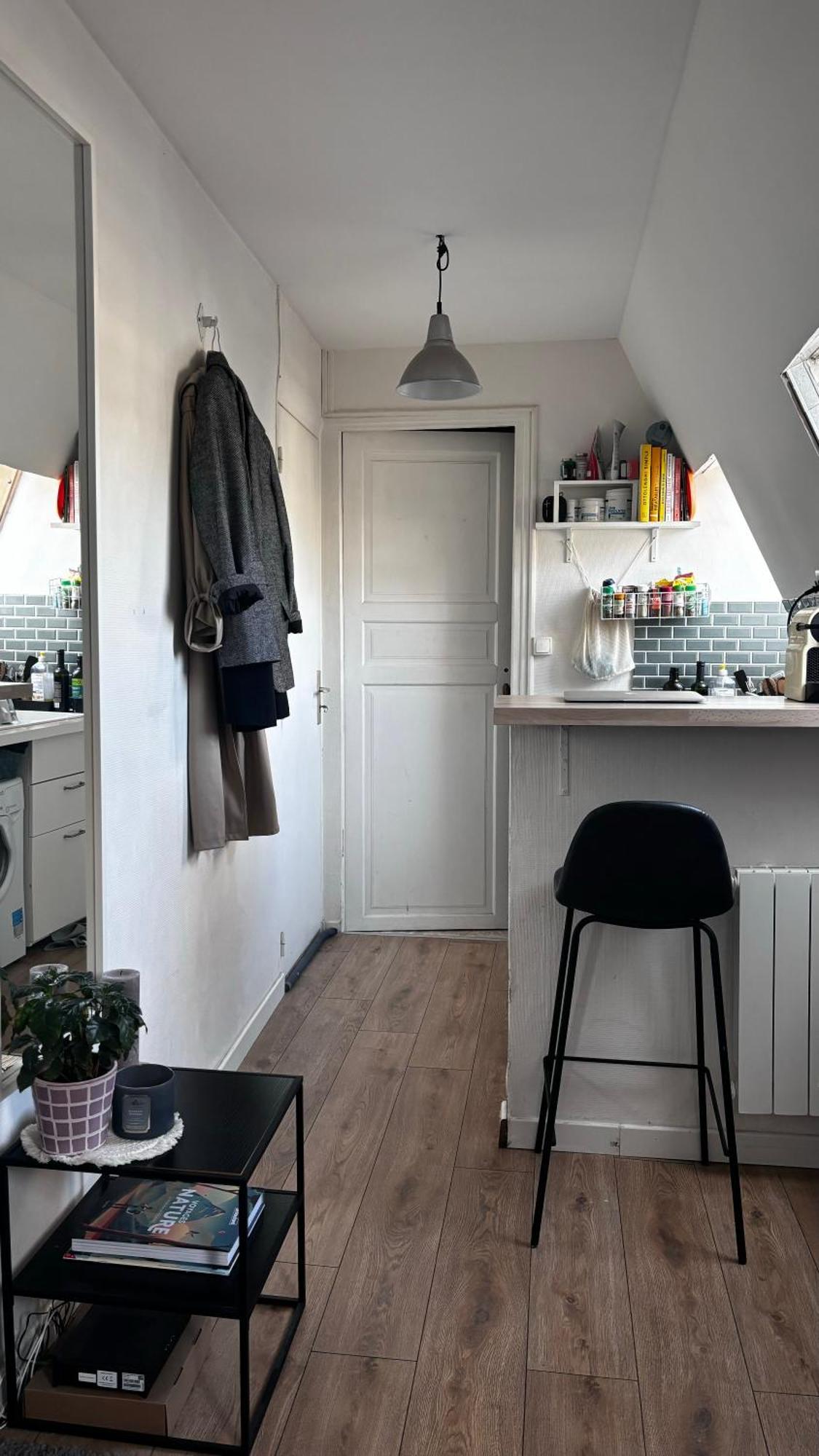 Petit - 10eme Arrondissement Paris