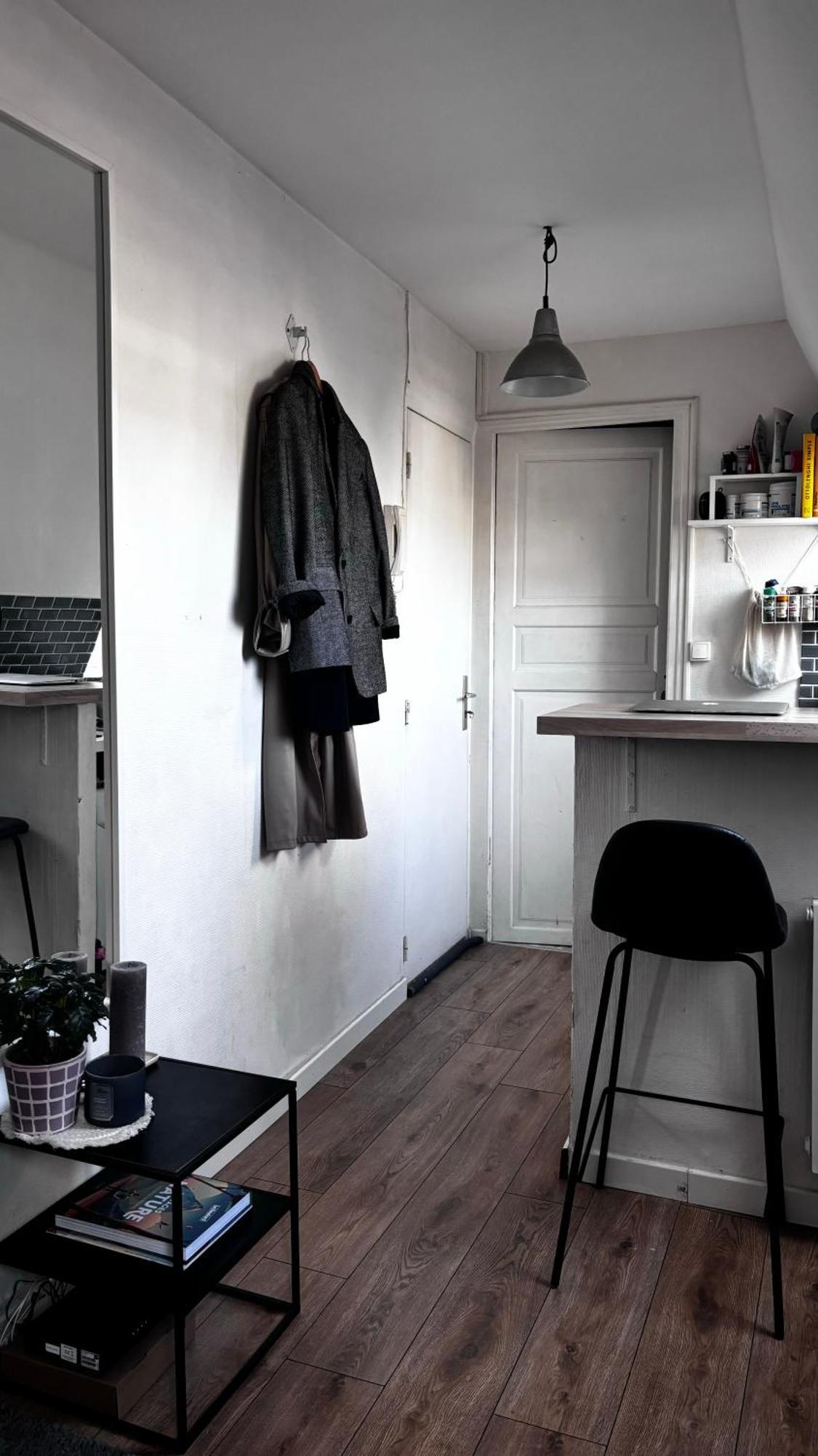 Petit - 10eme Arrondissement