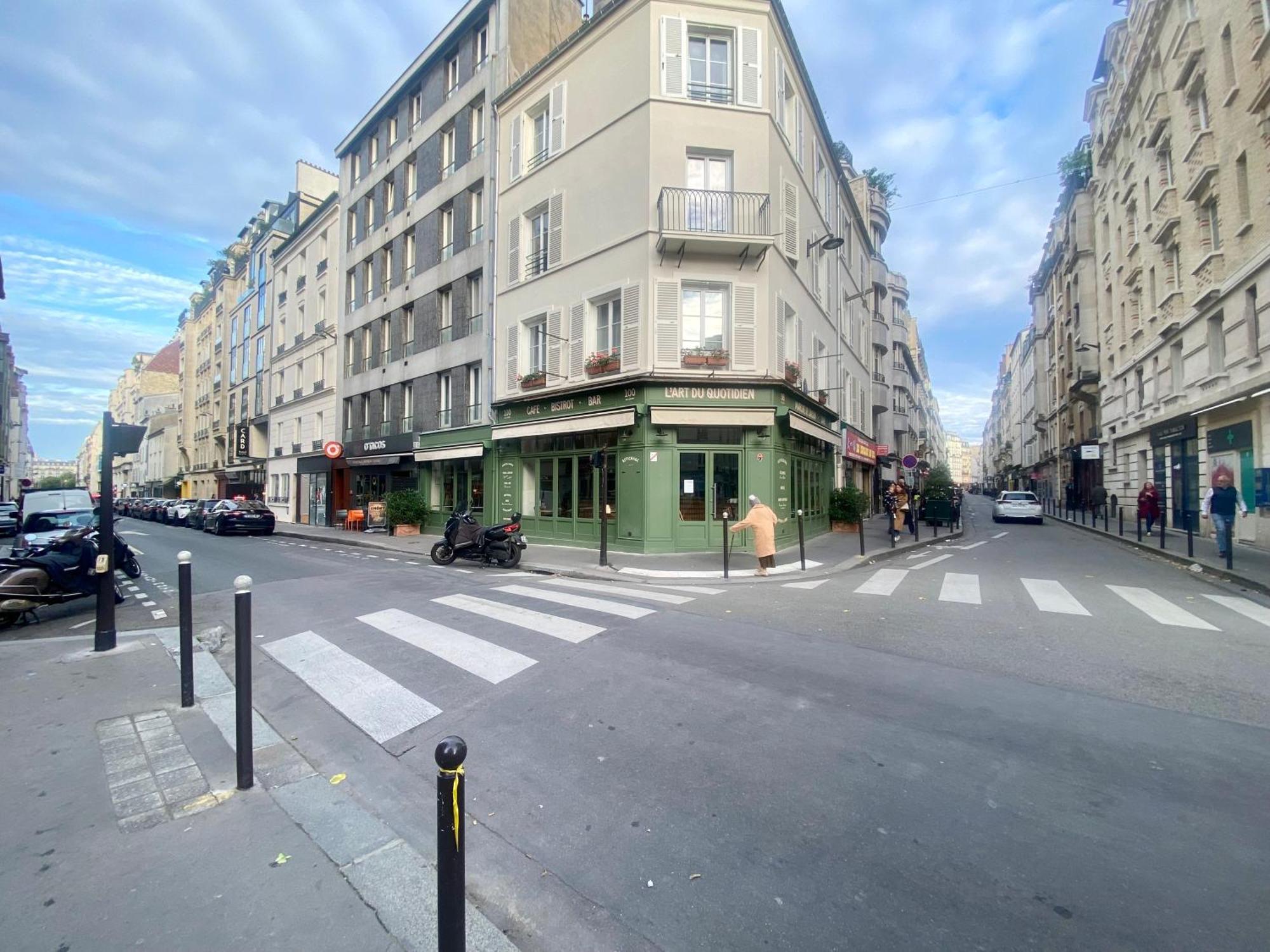 Apartment Tres Calme Sur Cour - Cardinet