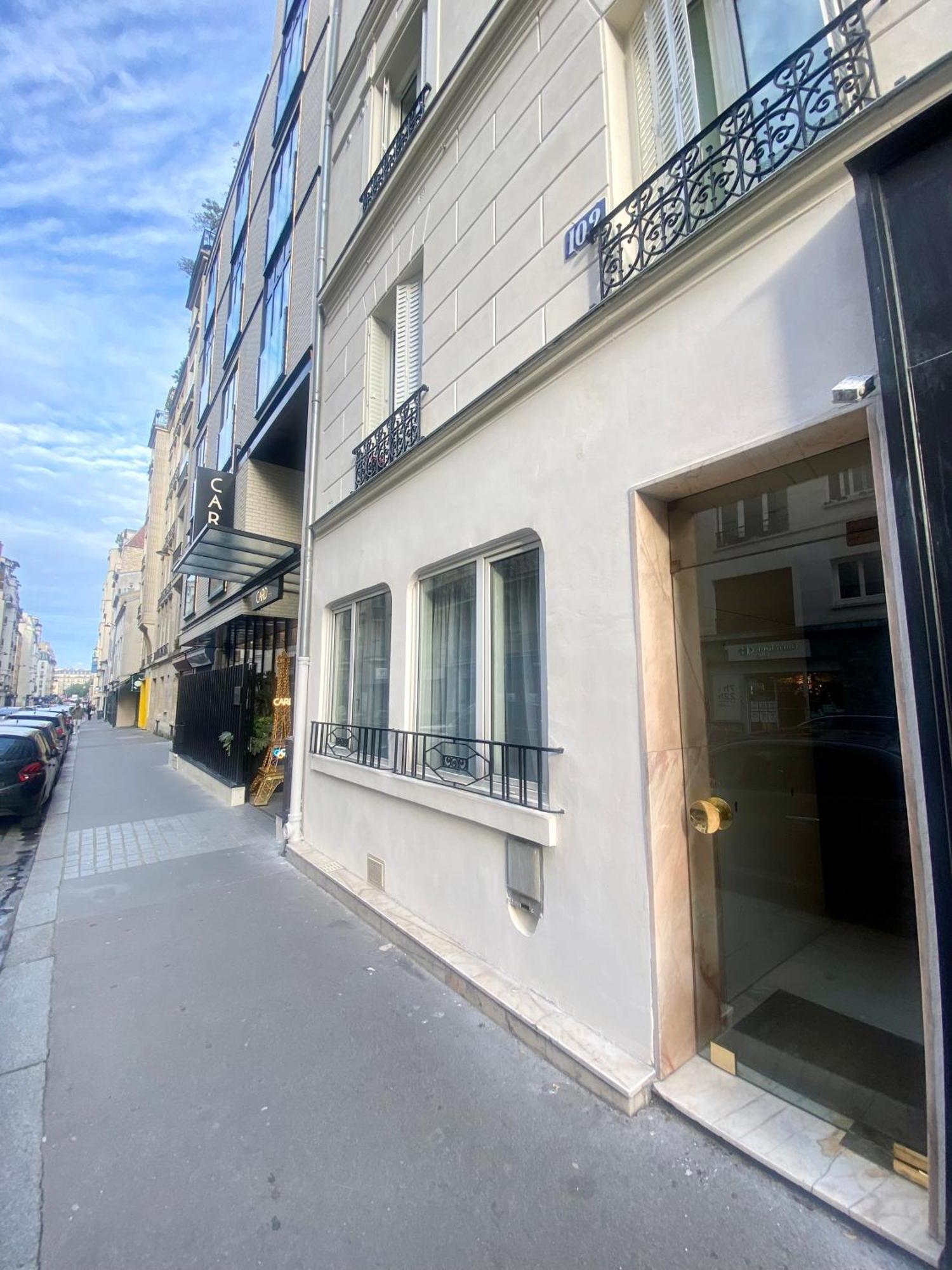 Tres Calme Sur Cour - Cardinet * Paris