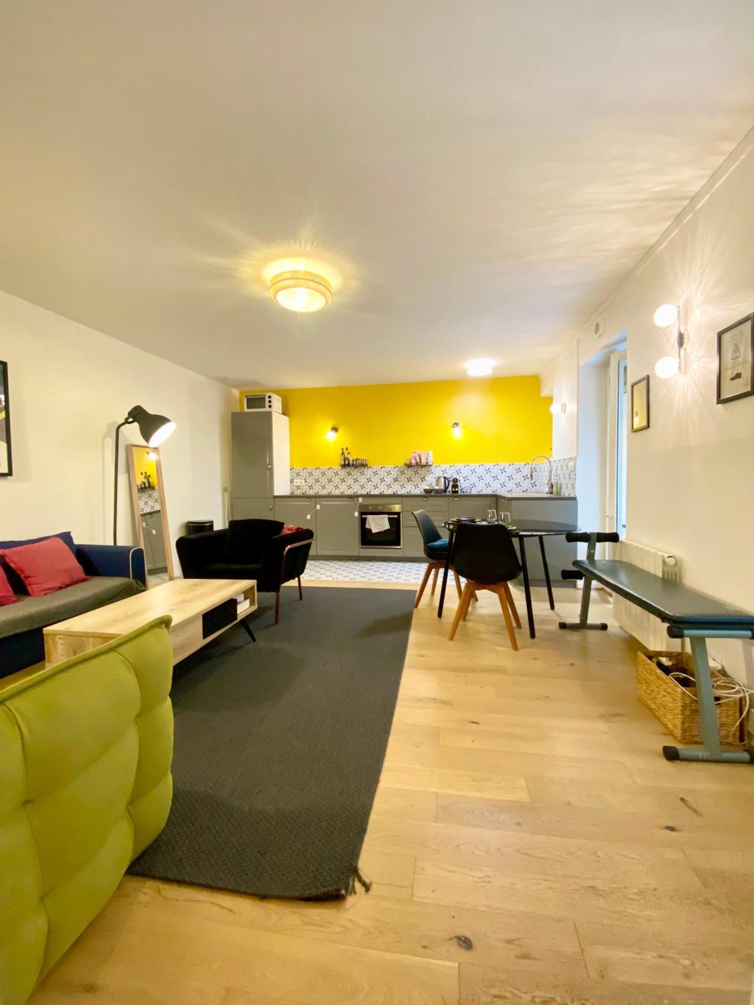 Tres Calme Sur Cour - Cardinet Apartment Paris