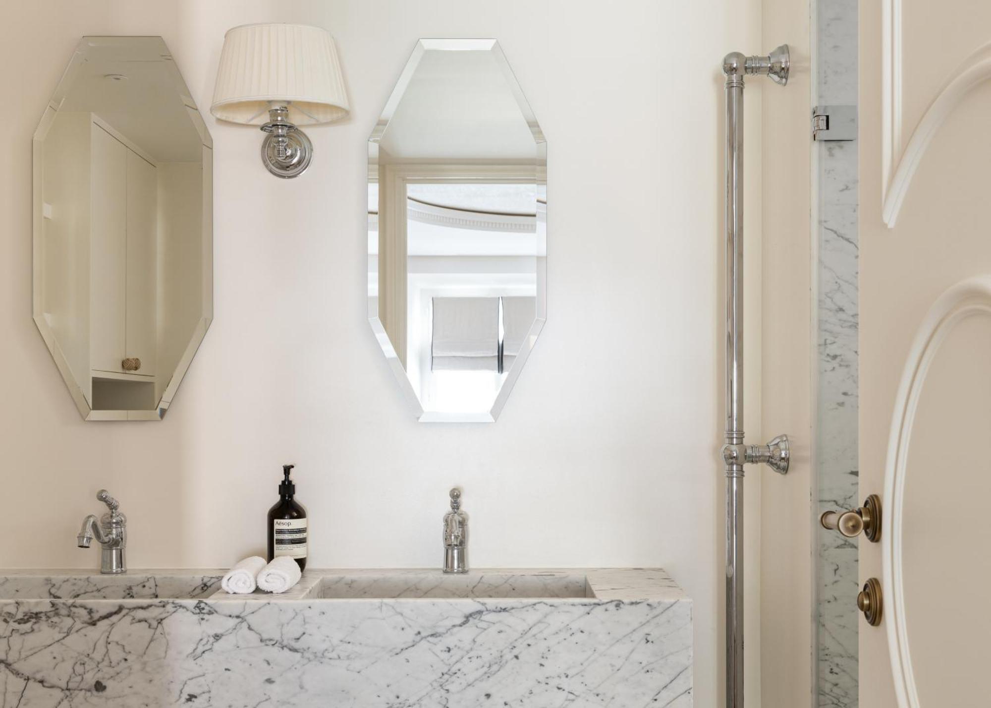 Highstay - Luxury Serviced - Place Des Victoires Apartment