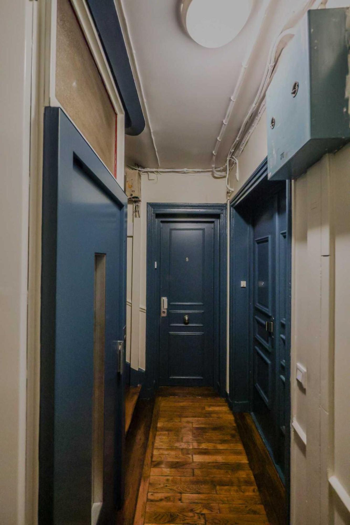 Apartment Perfect For Exploring - 2br-6p - Center Of *