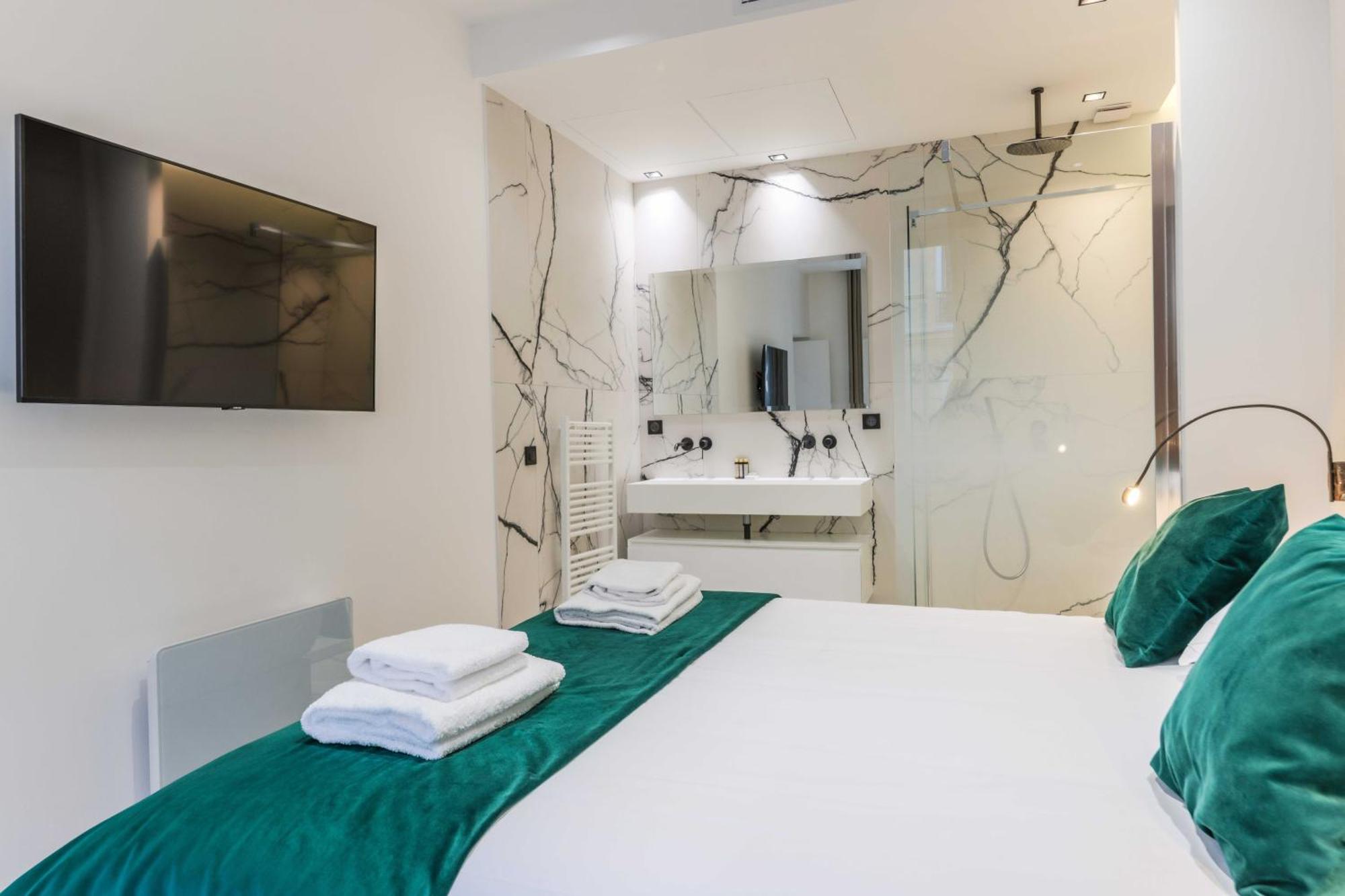 Apartment Perfect For Exploring - 2br-6p - Center Of Paris