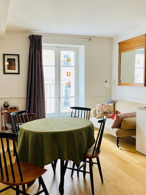 Elegant And Cosy Flat Near Montmartre Apartment *