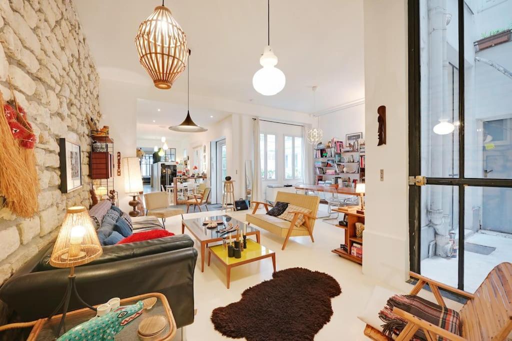 Spacious Vintage Duplex Flat - Gare Du Nord Paris