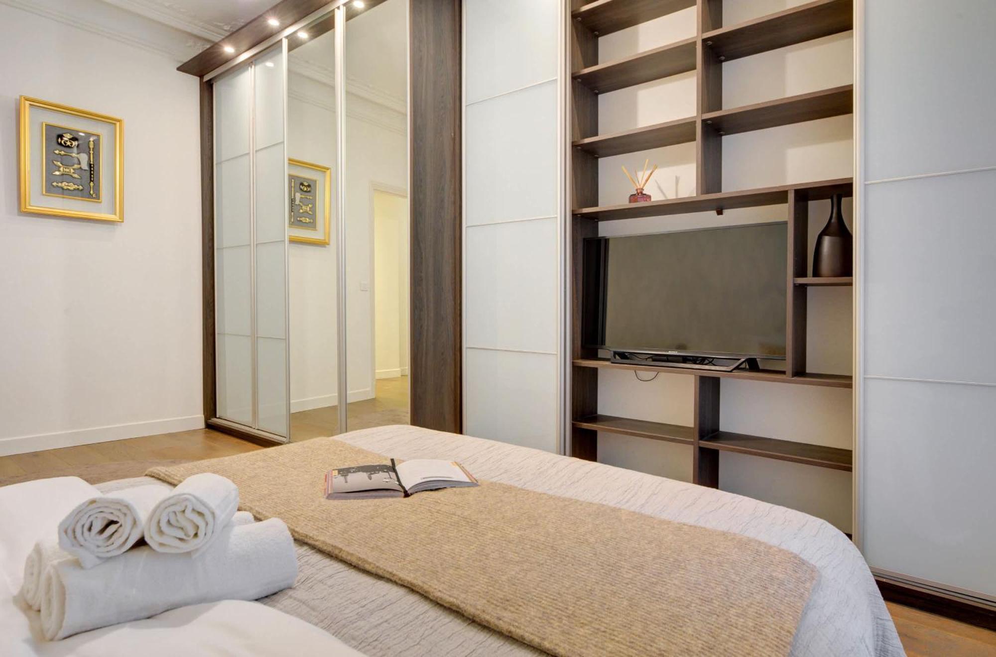 Arc De Triomphe & Theatre Marigny - 3br - Cityapartmentstay Apartamento *