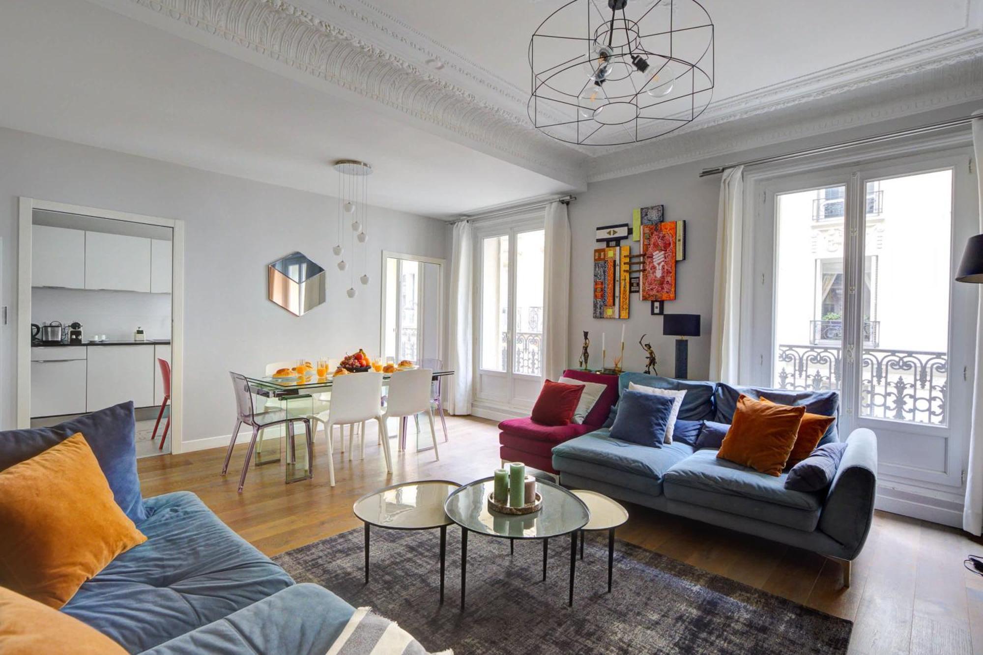 Arc De Triomphe & Theatre Marigny - 3br - Cityapartmentstay