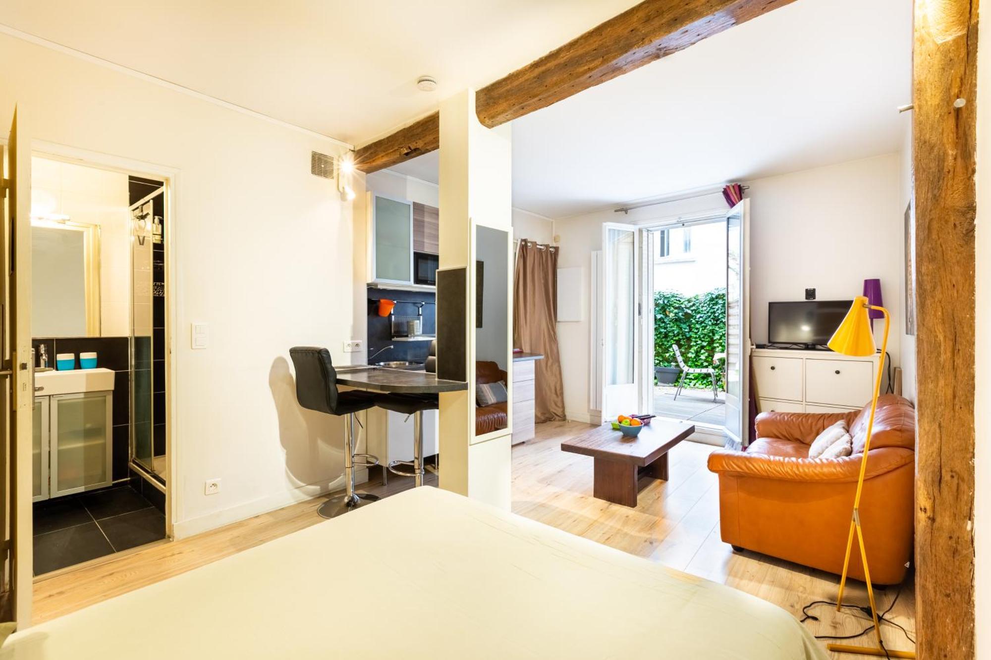 Studio Montonnerre Avec Terrasse Proche Necker Et Montparnasse Apartamento Paris