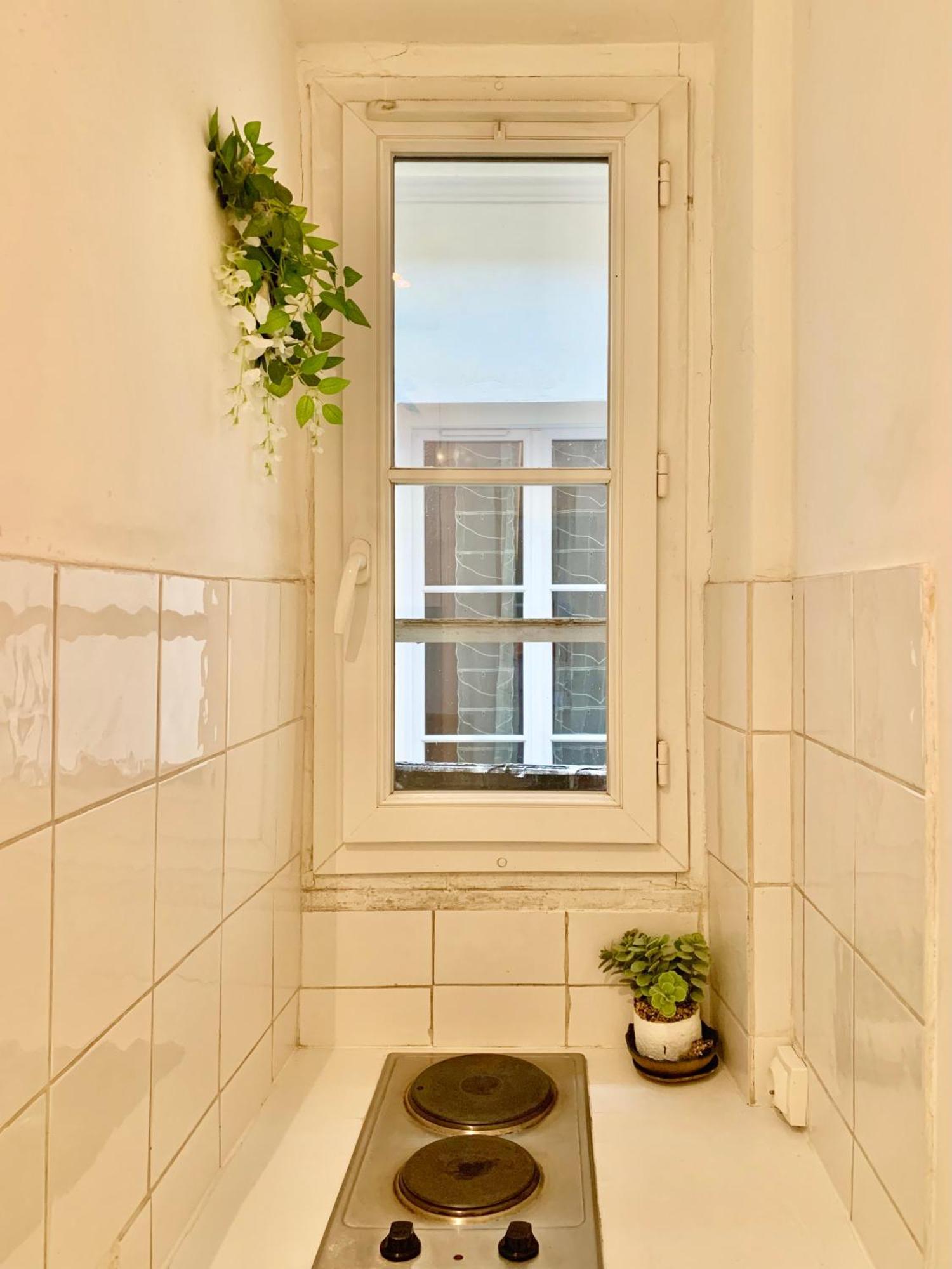 Apartment Center Quarter Latin 1 Bedroom Paris