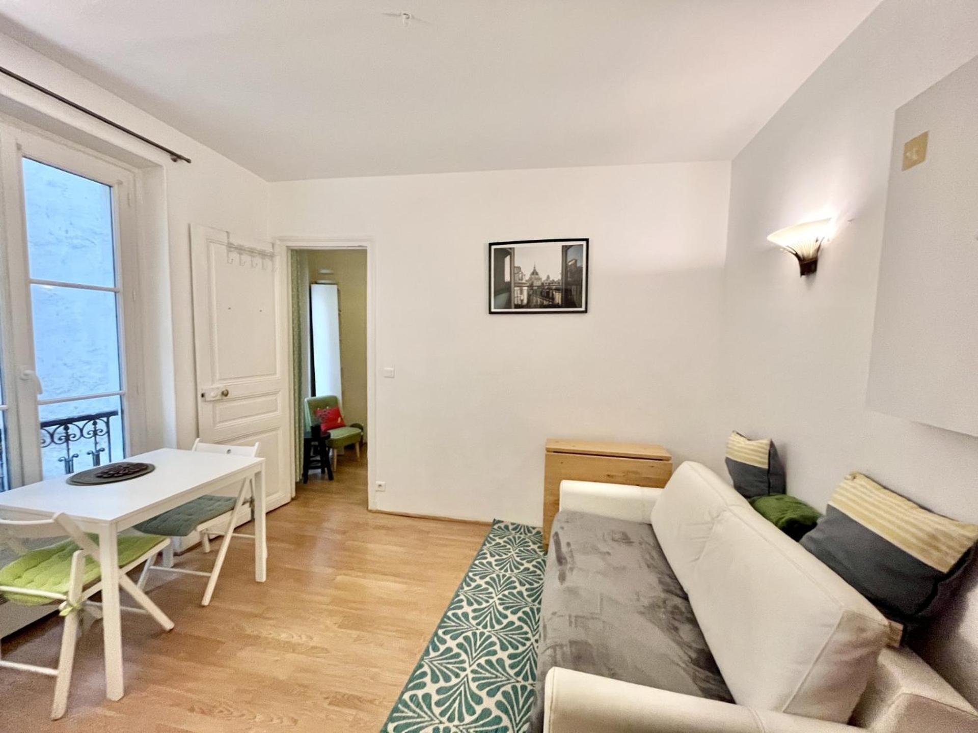 Apartment Center Quarter Latin 1 Bedroom *