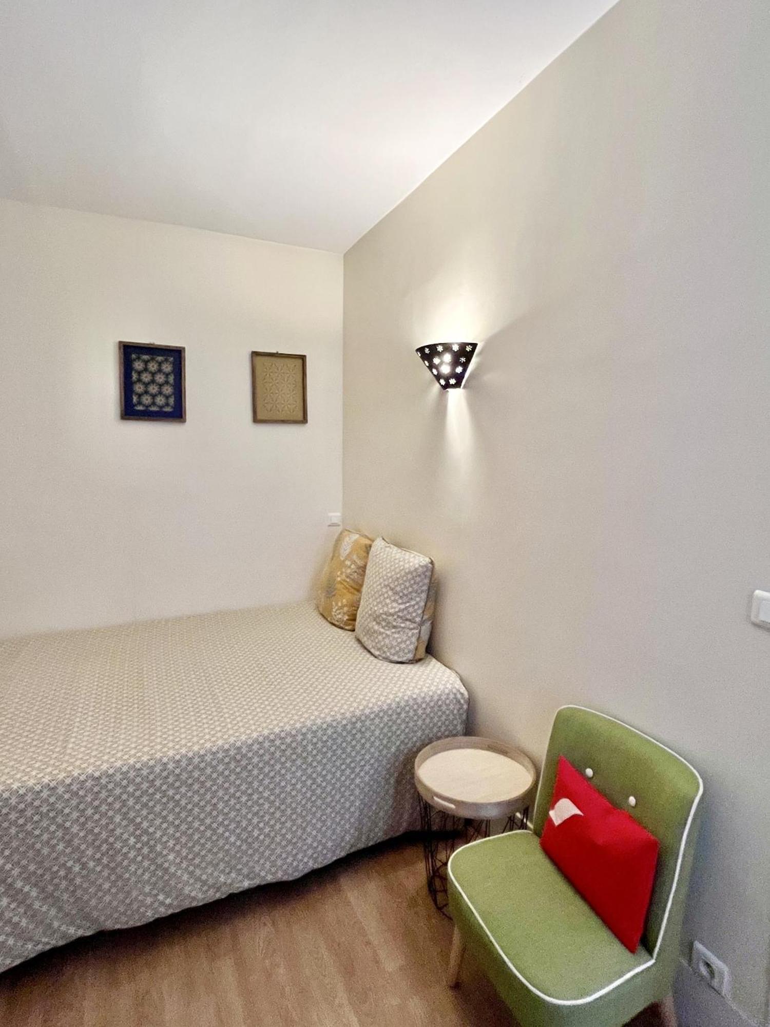 Center Quarter Latin 1 Bedroom Apartment