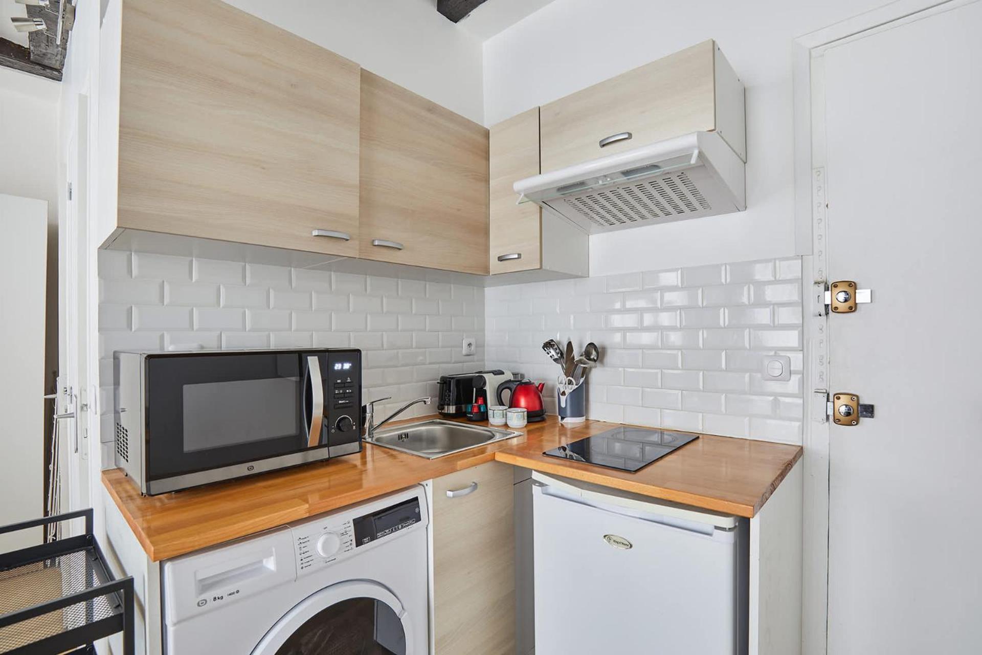 Charming Center Of Apartment *