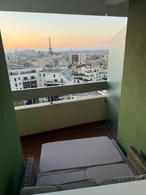 Apartment Montparnasse - Vue Tour Eiffel - Balcon Paris