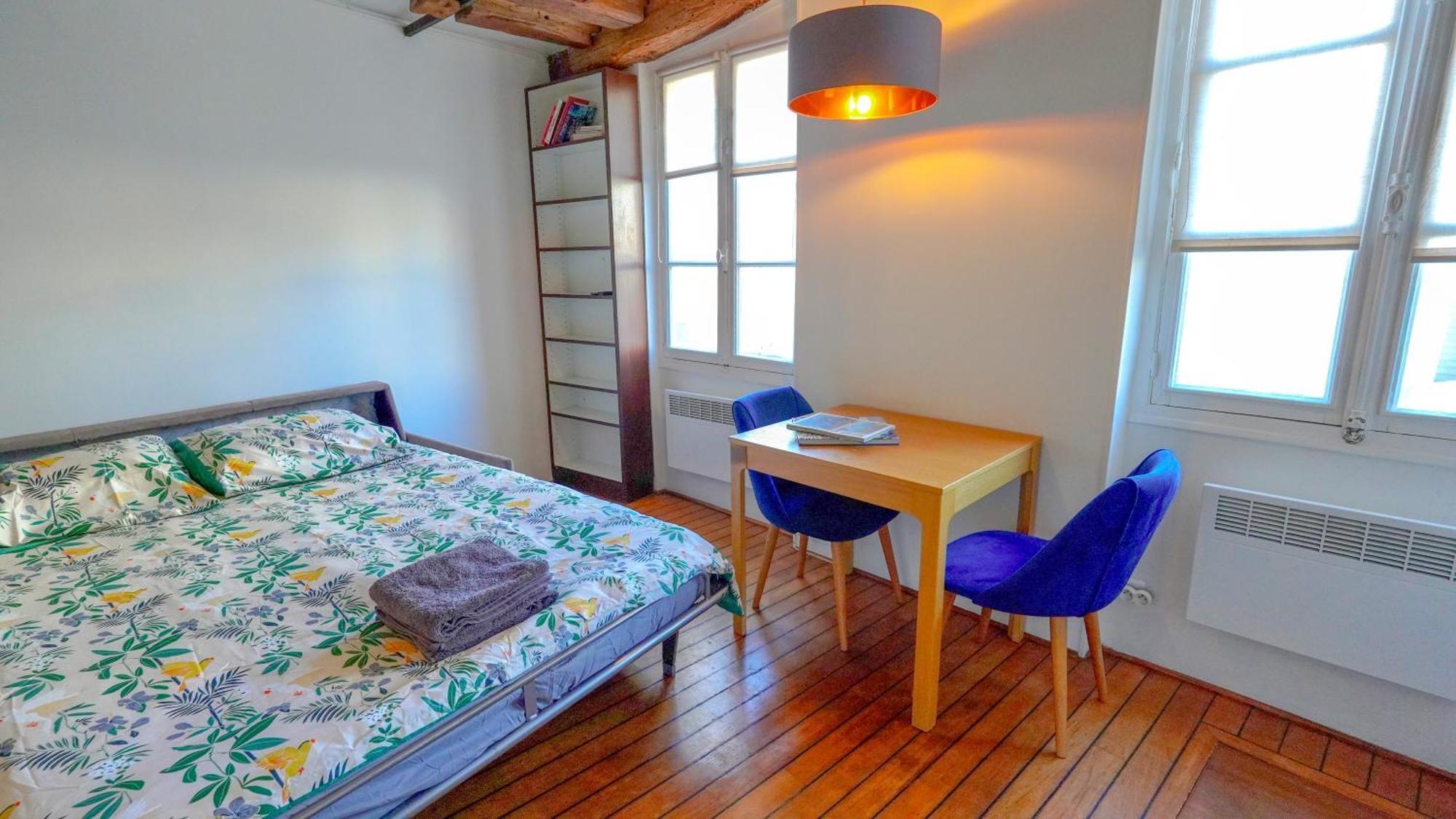 Romantic At Quartier Latin Appartement