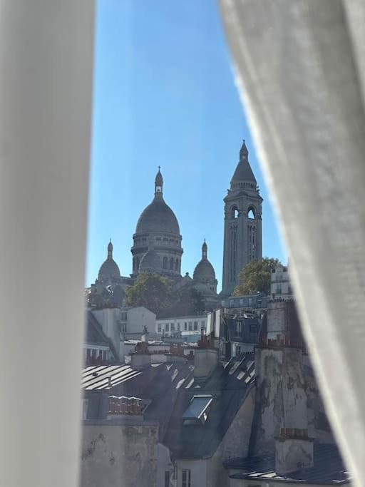 Montmartre Penthouse With Stunning Sacre-coeur View Apartment