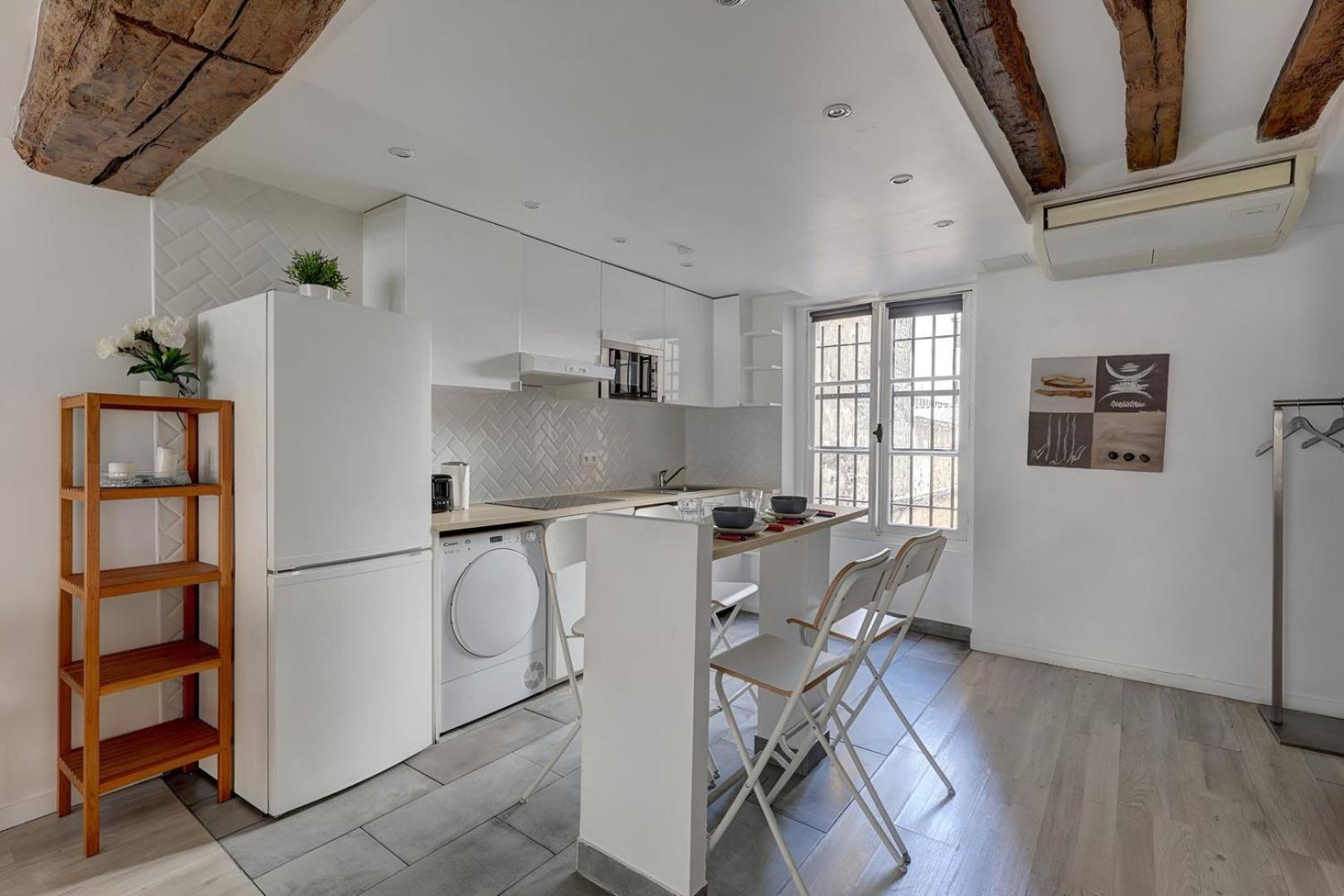 Bluestay 112 - Elegant A Paris