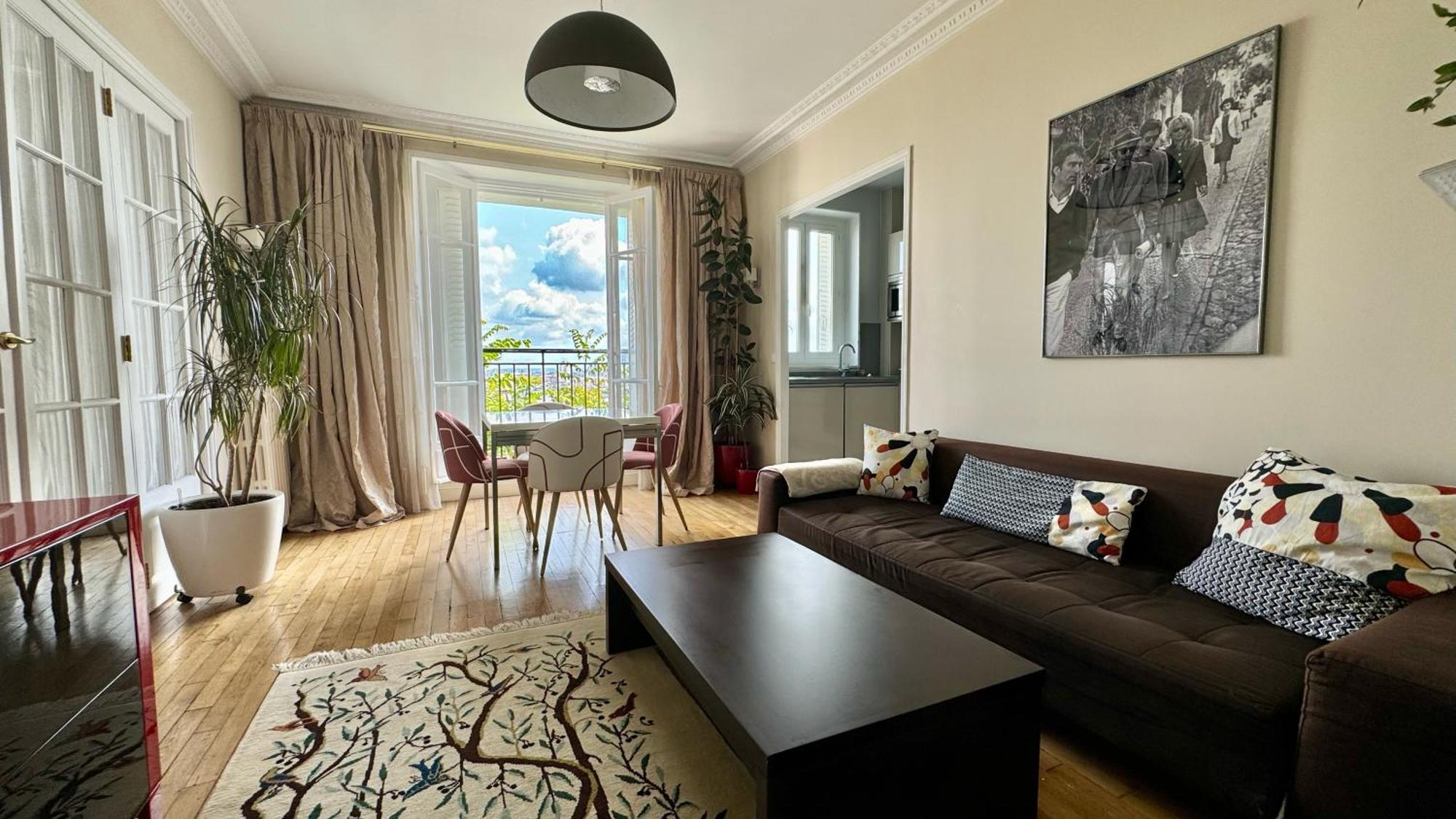Apartment Amazing View In Montmartre, 2 Min From Sacre-coeur *
