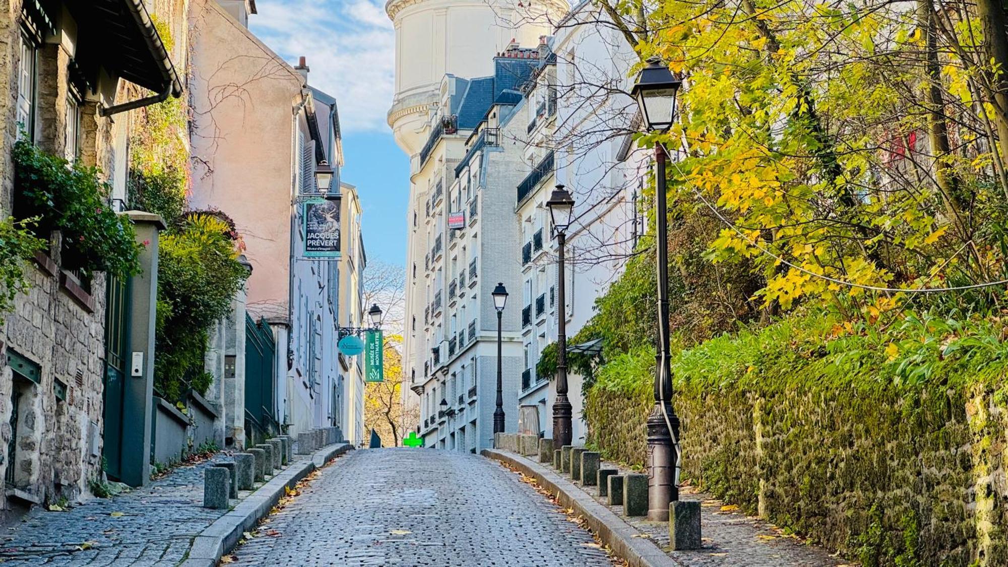 Amazing View In Montmartre, 2 Min From Sacre-coeur
