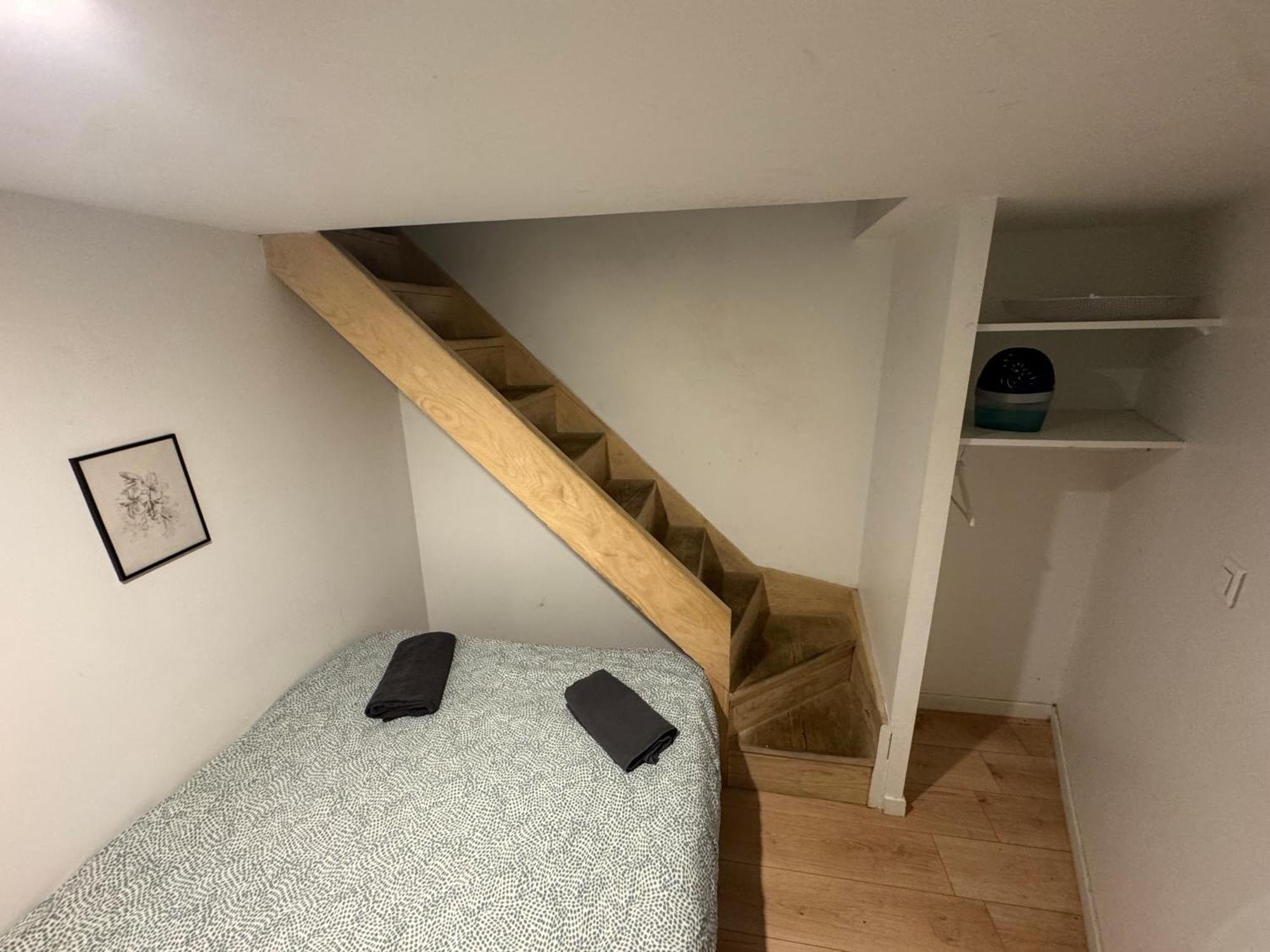 Hsh - Joli Souplex Proche Des Batignolles *