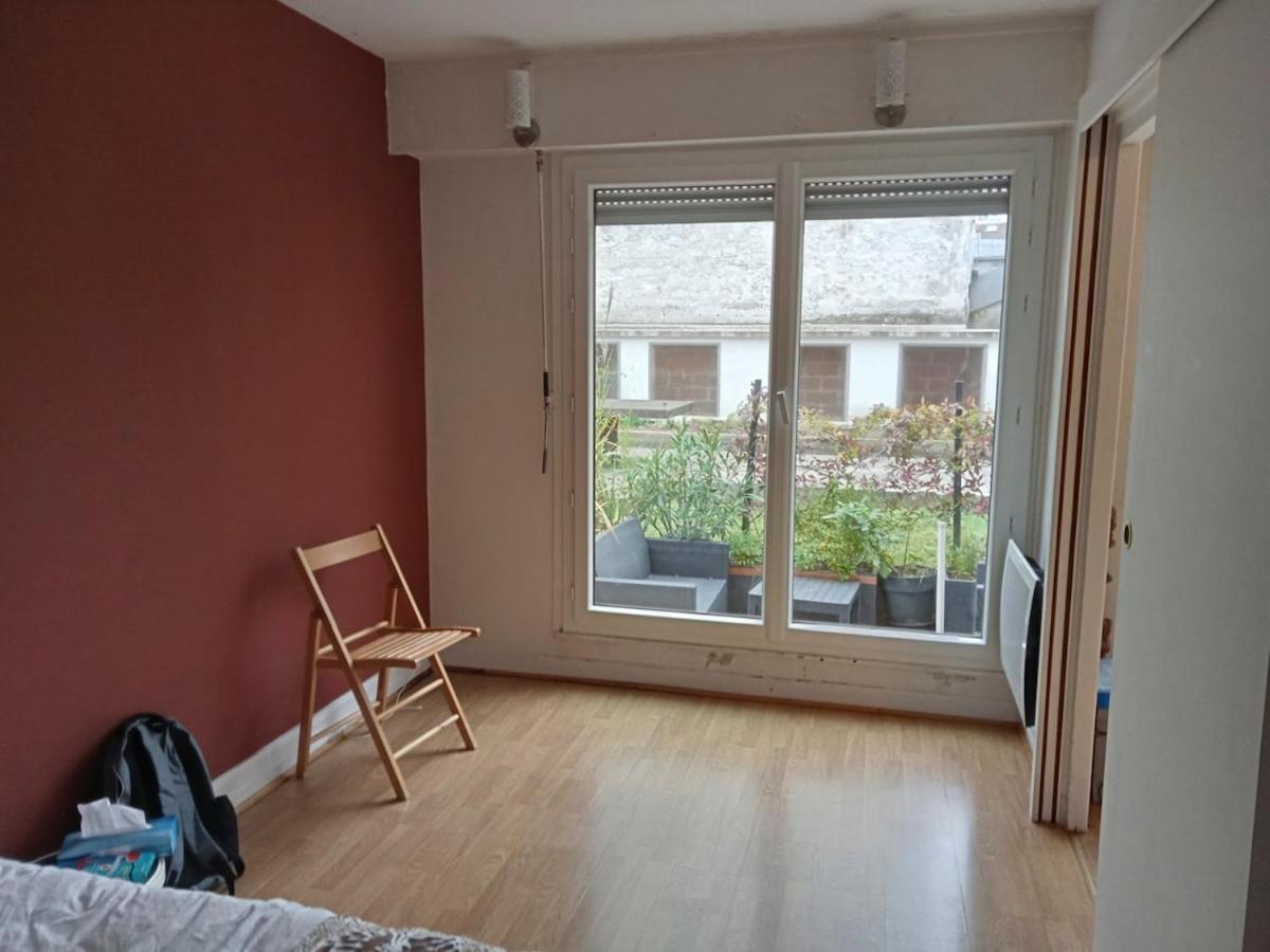 11e Apartment Paris