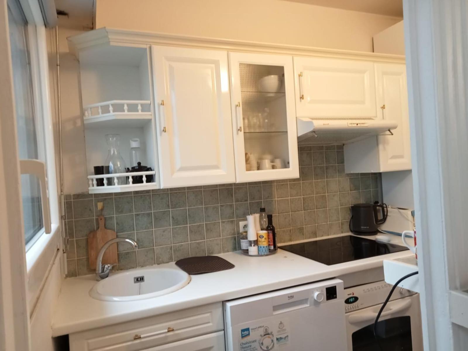 11e Apartment Paris