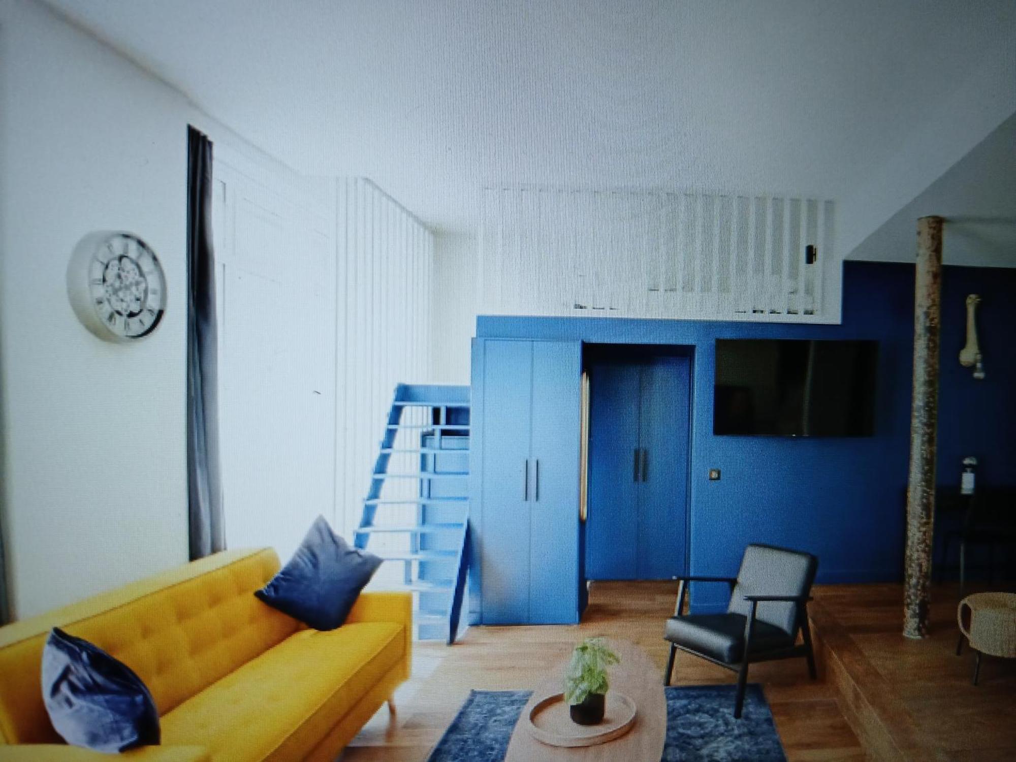 Apartment 6 Arr *