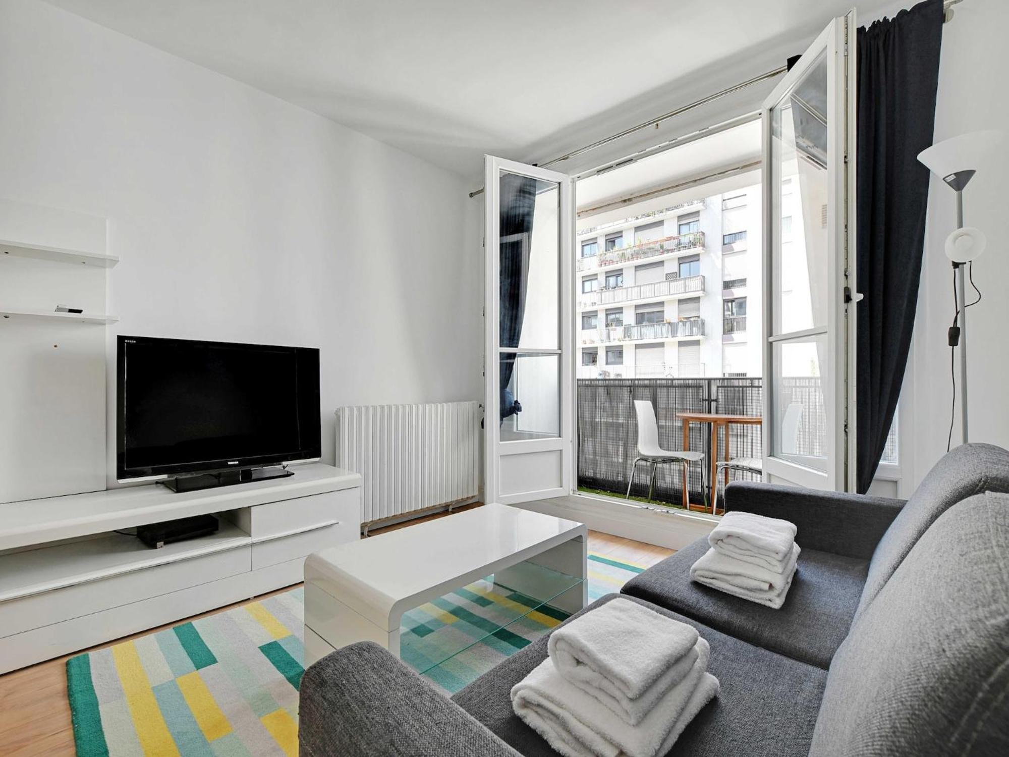Bright Flat - 1br 4p - Javel Apartment *
