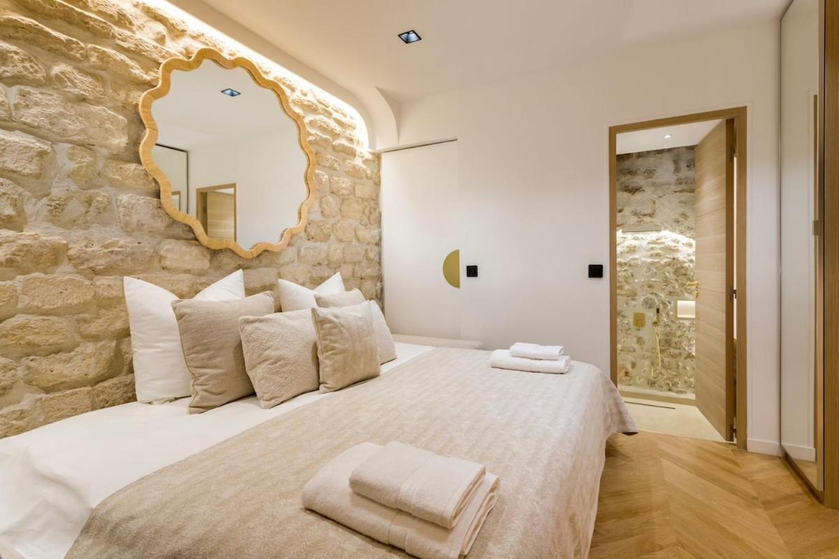 B1 Beautiful, Luxury Near Eiffel Tower Sleeps Ac * Paris
