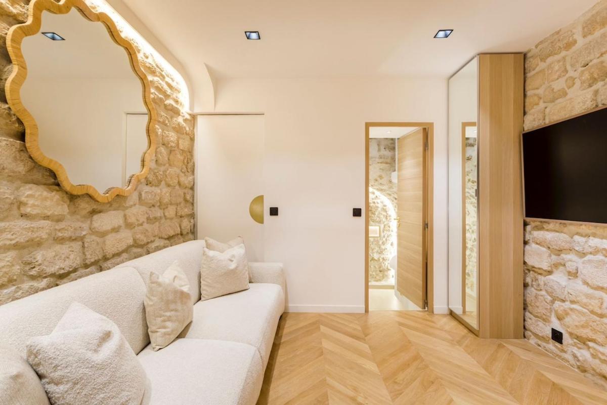 B1 Beautiful, Luxury Near Eiffel Tower Sleeps Ac Paris