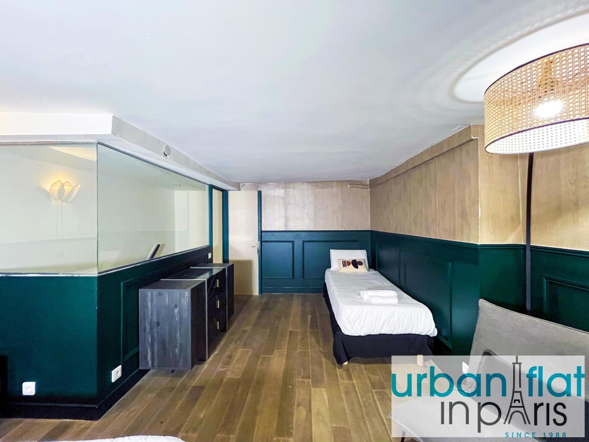 Urban Flat 31 - Charming Triplex In Apartment *