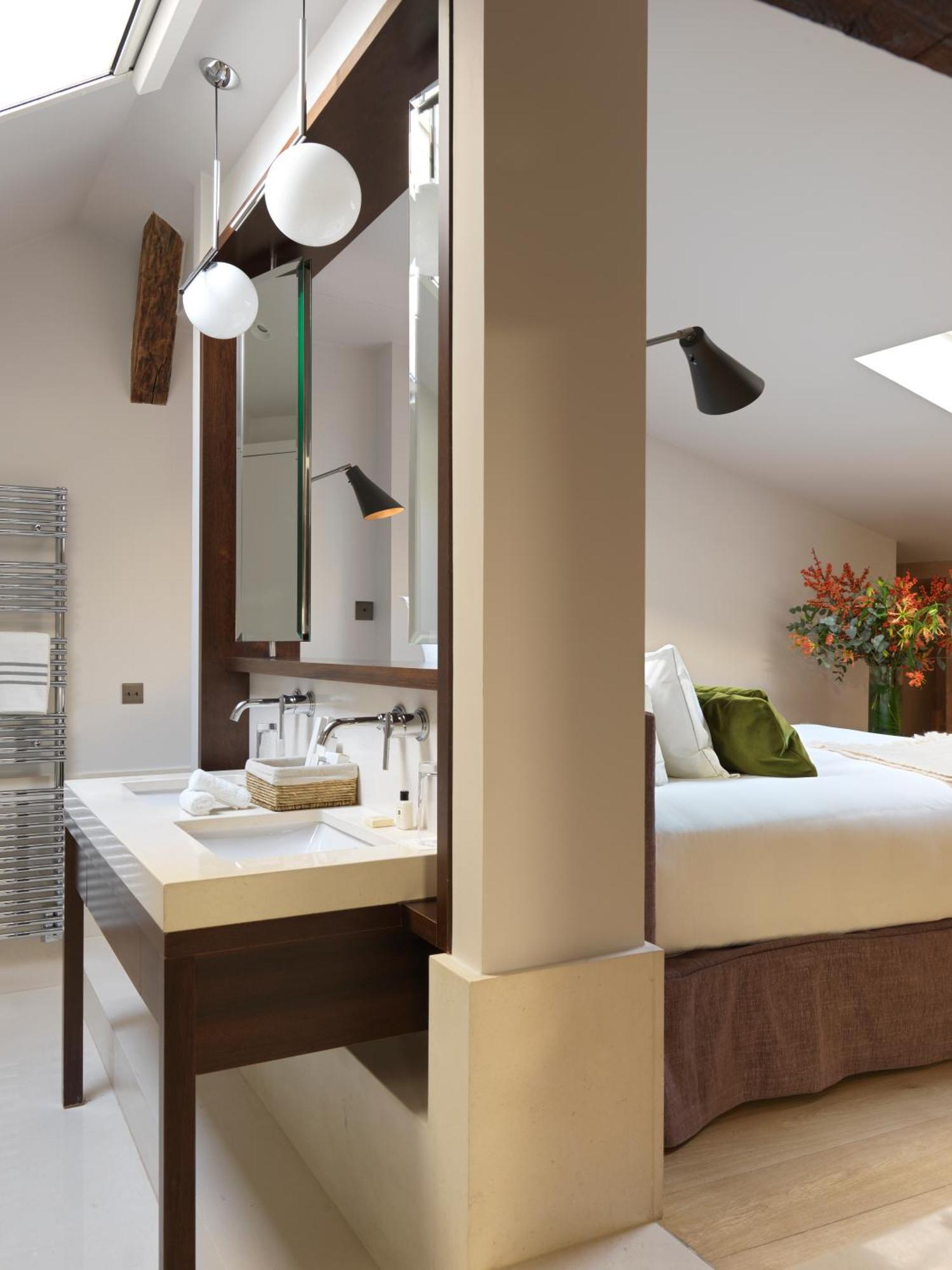 De Pourtales Aparthotel