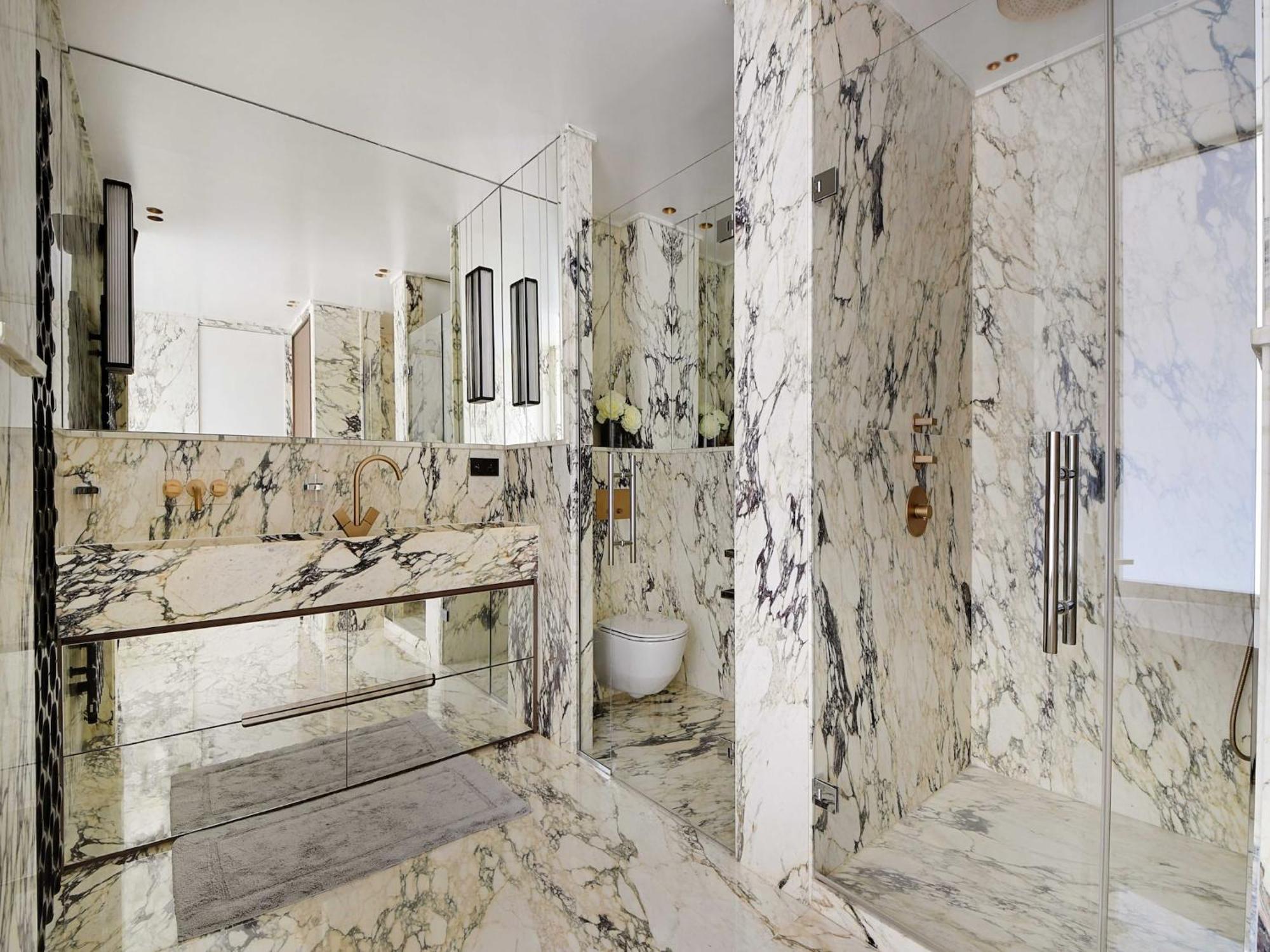 Apartment Luxurious With Balcony-3br-6p-champs-elysees *