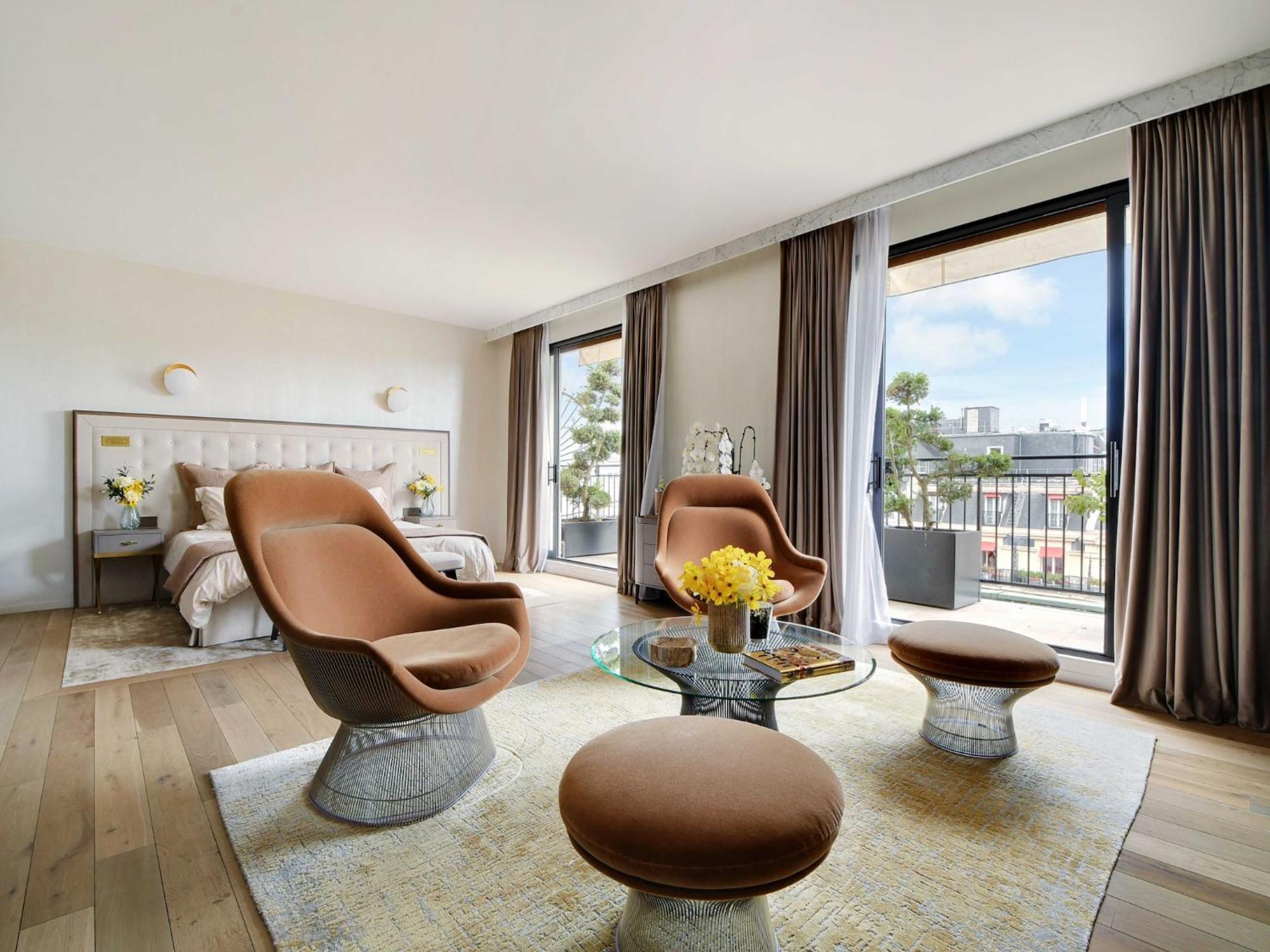 Luxurious With Balcony-3br-6p-champs-elysees Apartment Paris