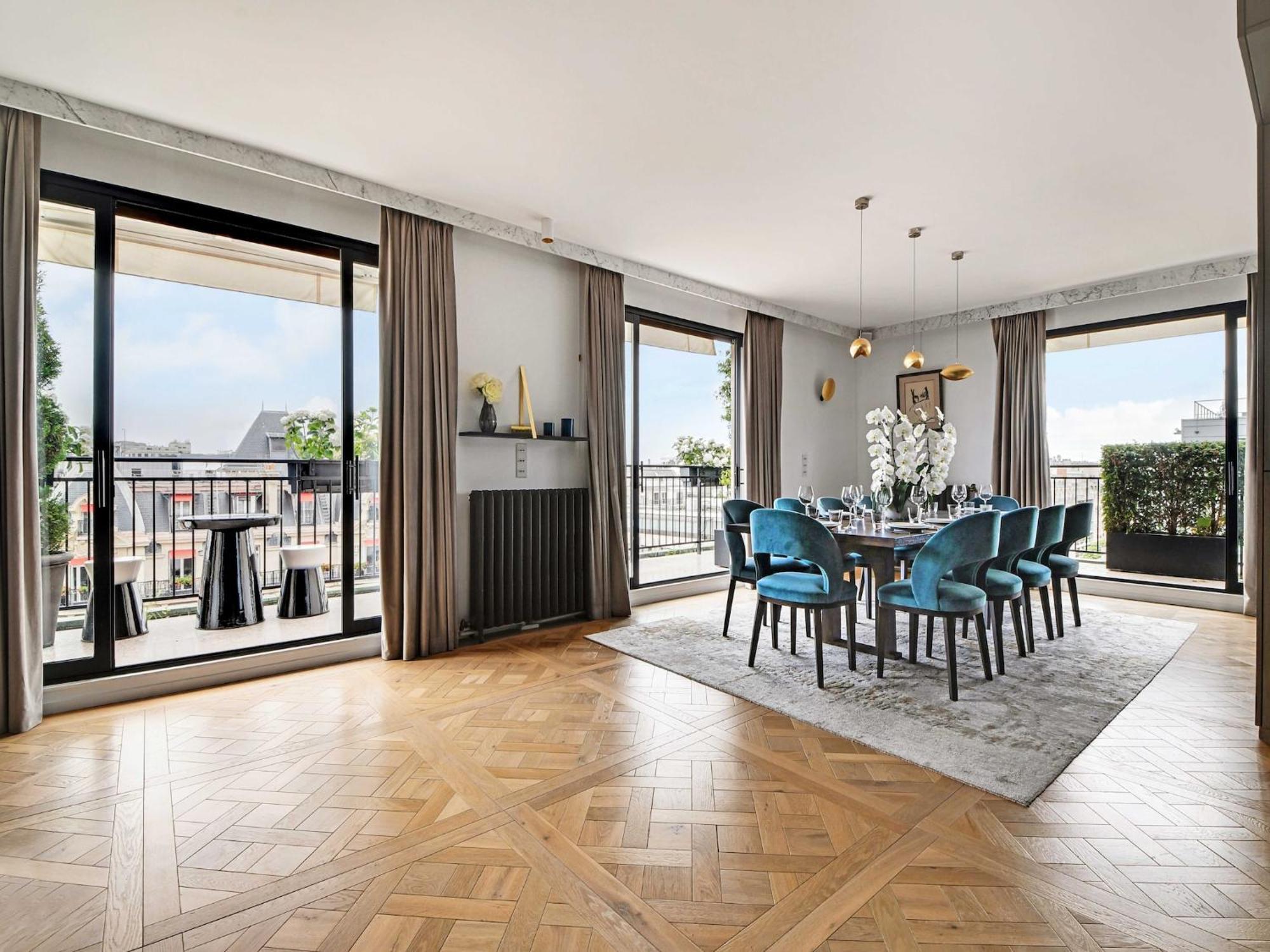 Apartment Luxurious With Balcony-3br-6p-champs-elysees *