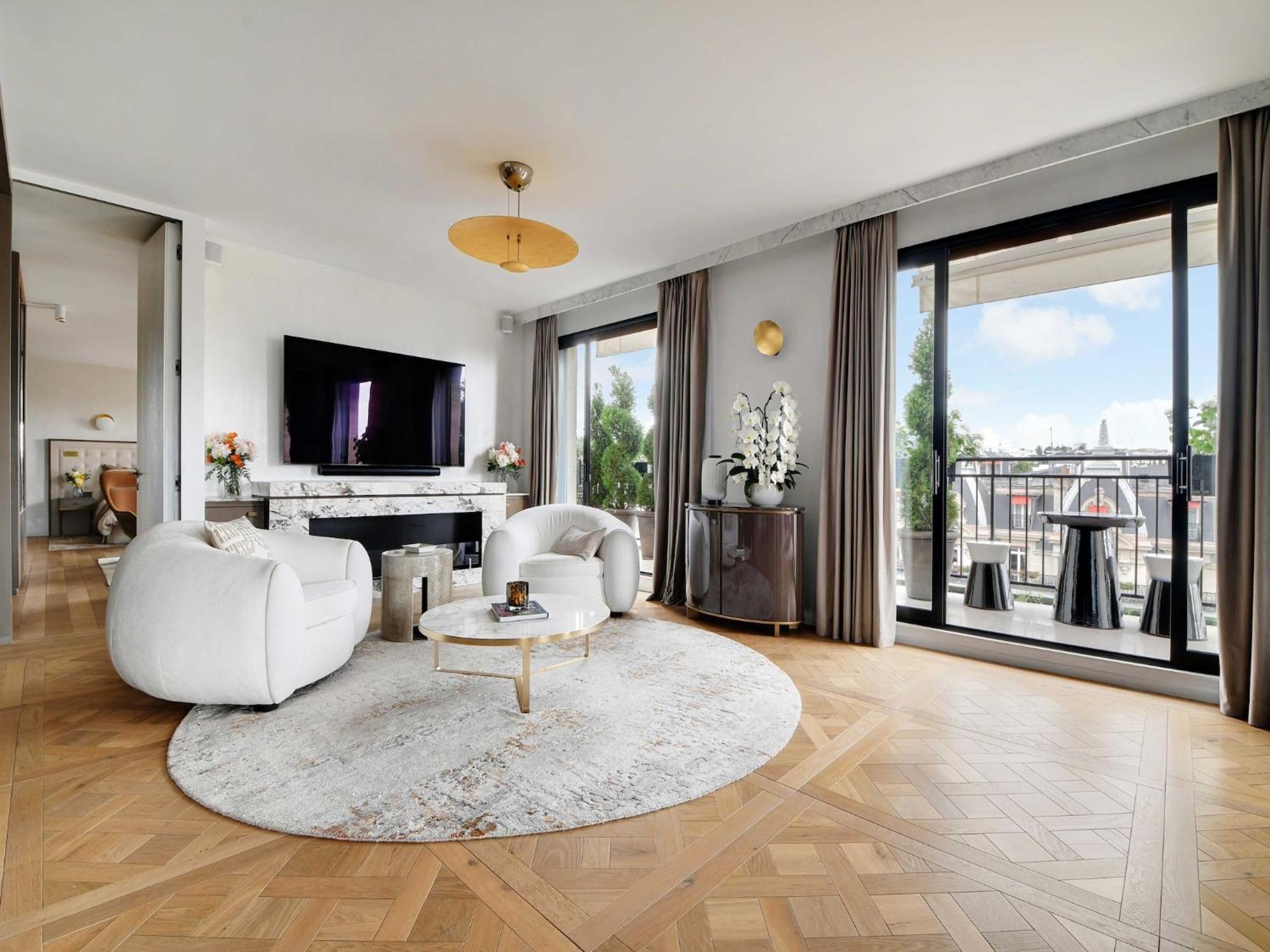 Luxurious With Balcony-3br-6p-champs-elysees Paris