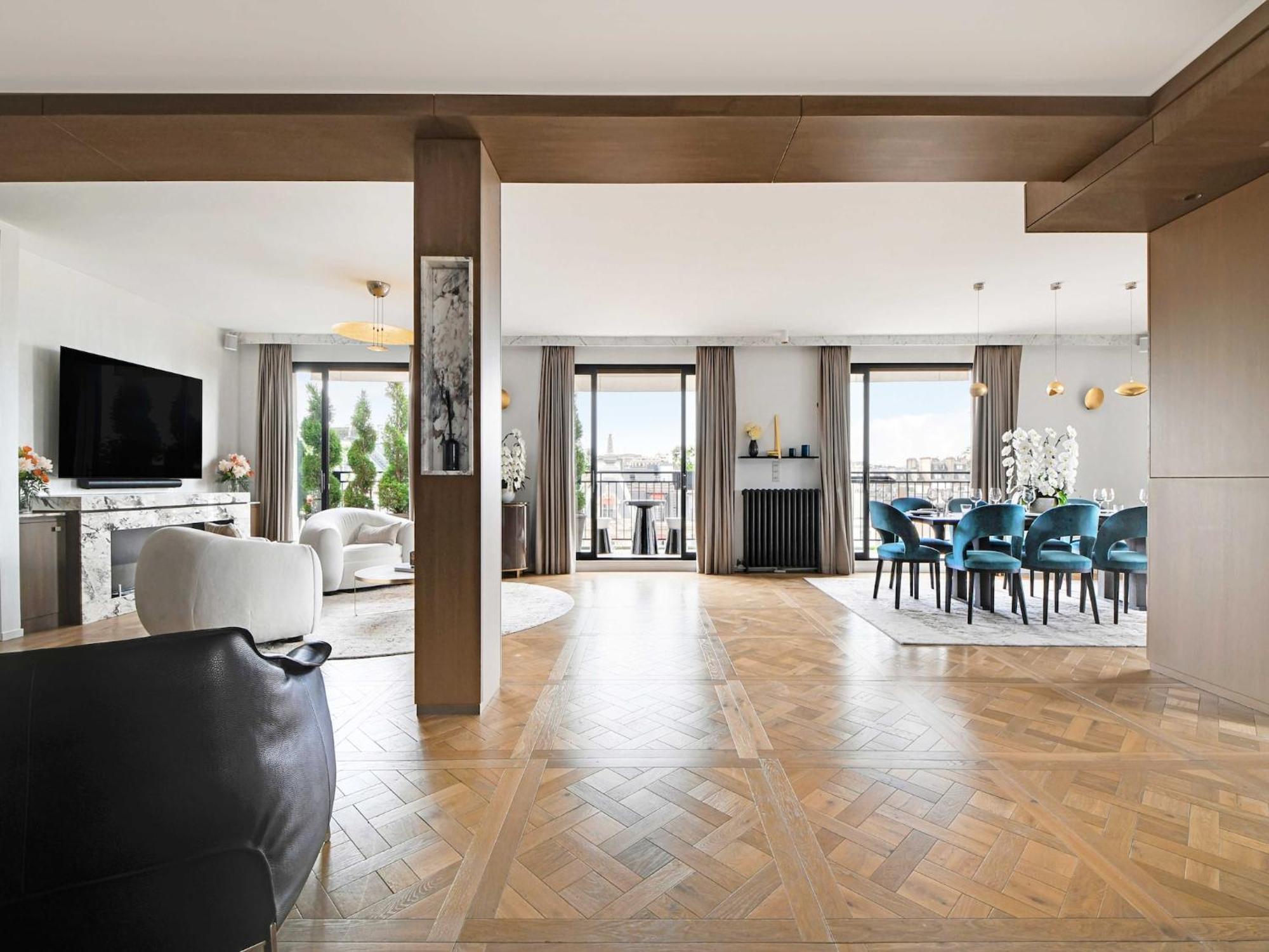 Apartment Luxurious With Balcony-3br-6p-champs-elysees *