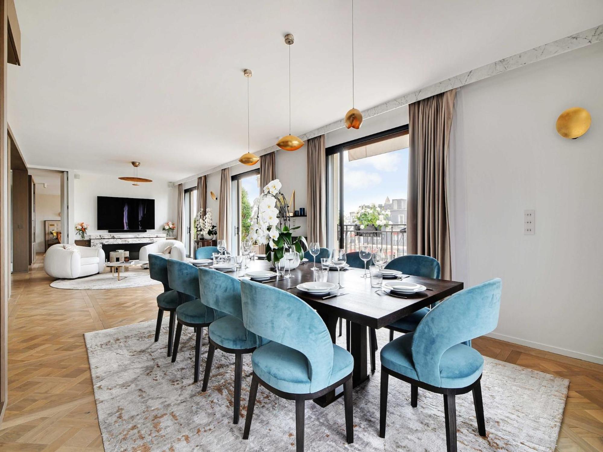 Luxurious With Balcony-3br-6p-champs-elysees *