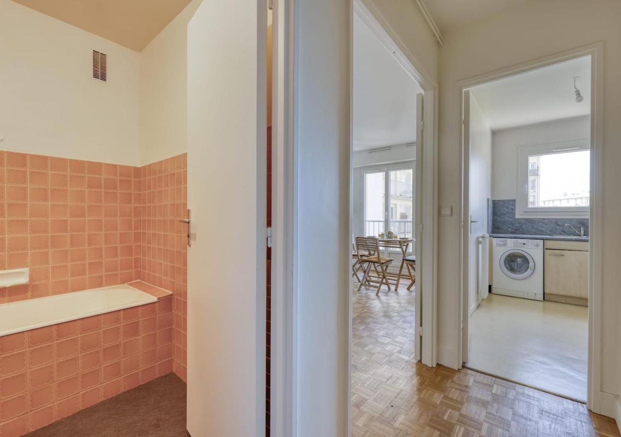 Bright In The Heart Of Butte Aux Cailles Apartment *